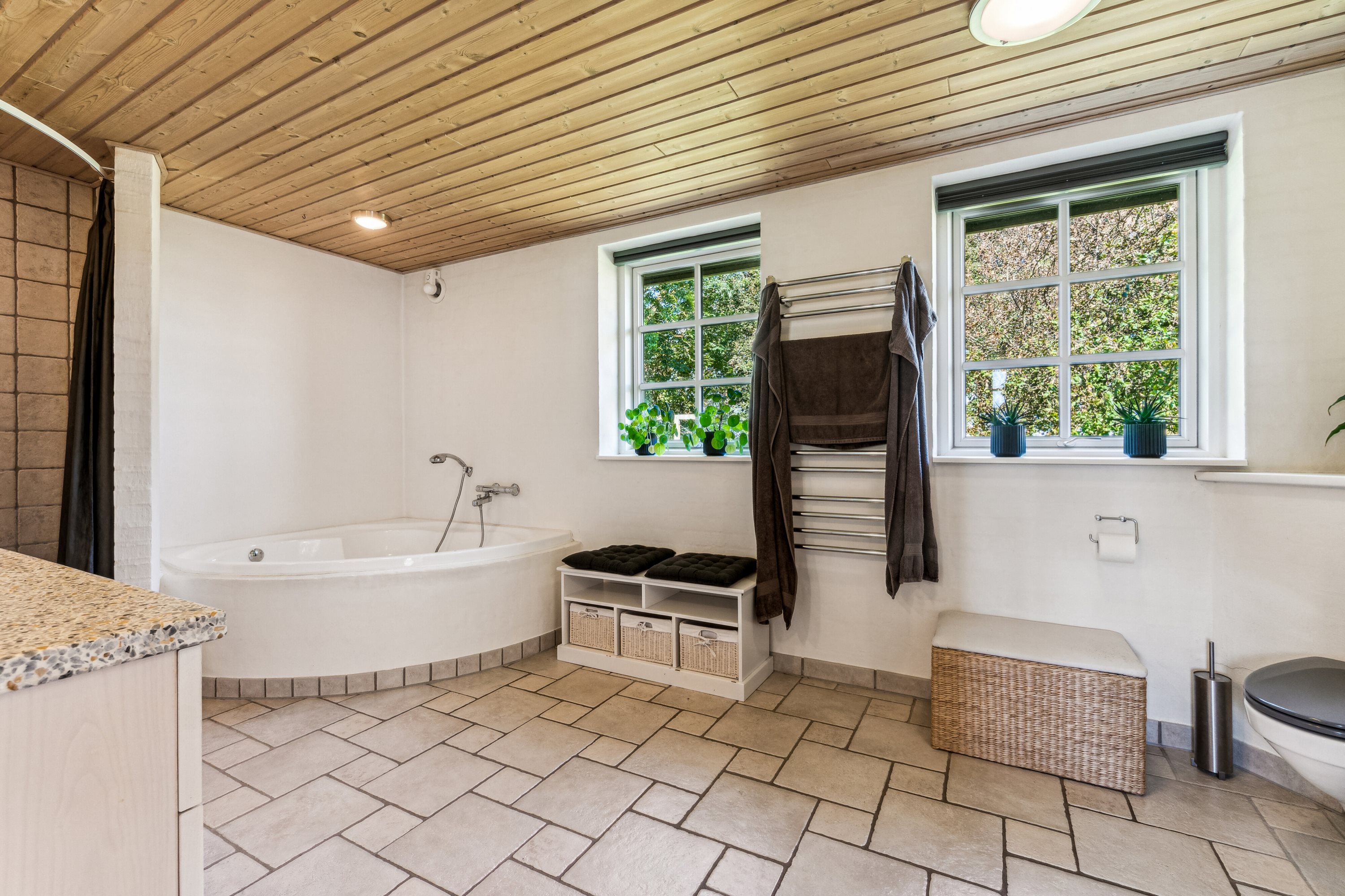 Fremhævet badeværelse billede i fuldskærmstilstand. Billede af Ashøjvej 14, 7760 Hurup Thy