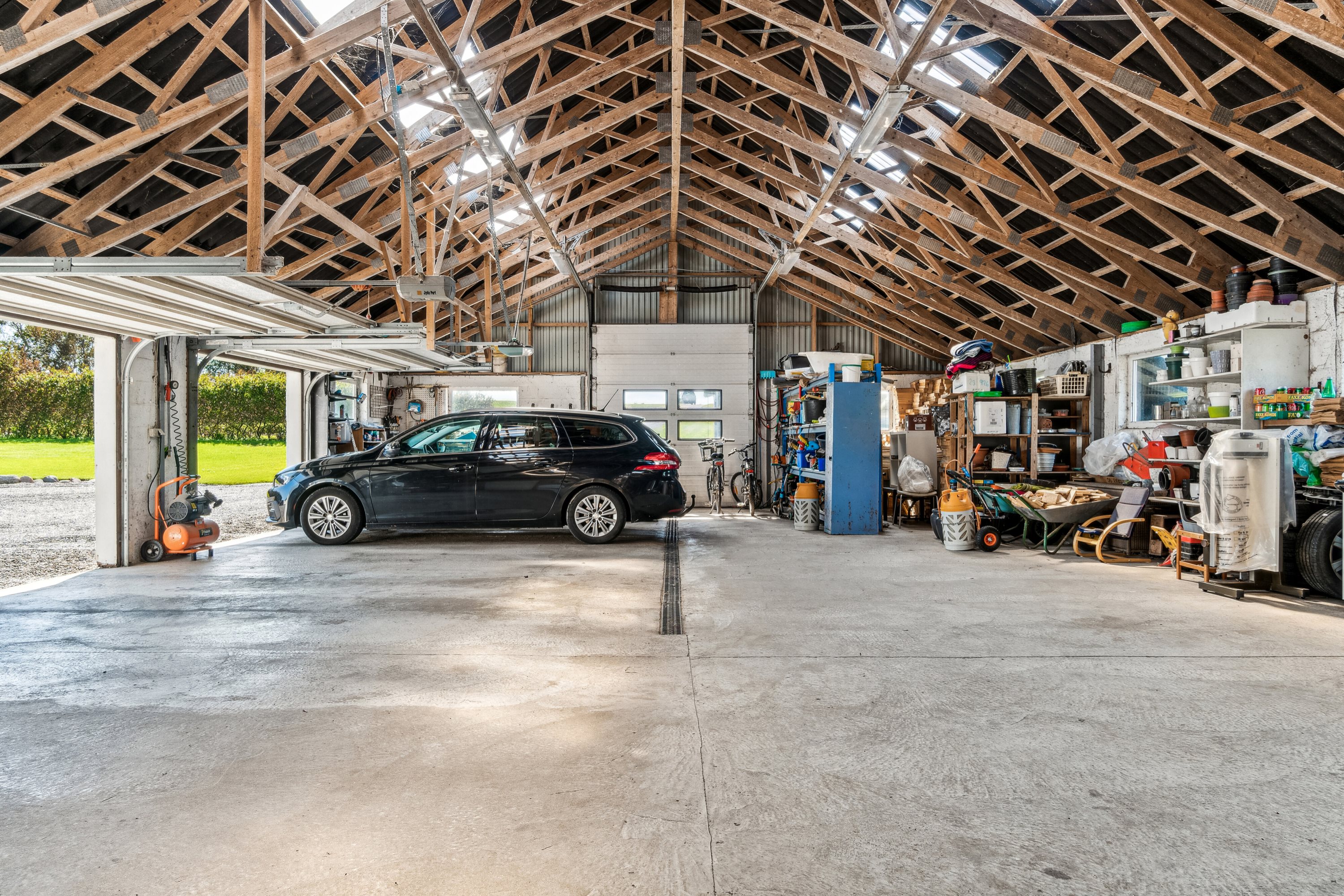 Fremhævet garage billede i fuldskærmstilstand. Billede af Ashøjvej 14, 7760 Hurup Thy