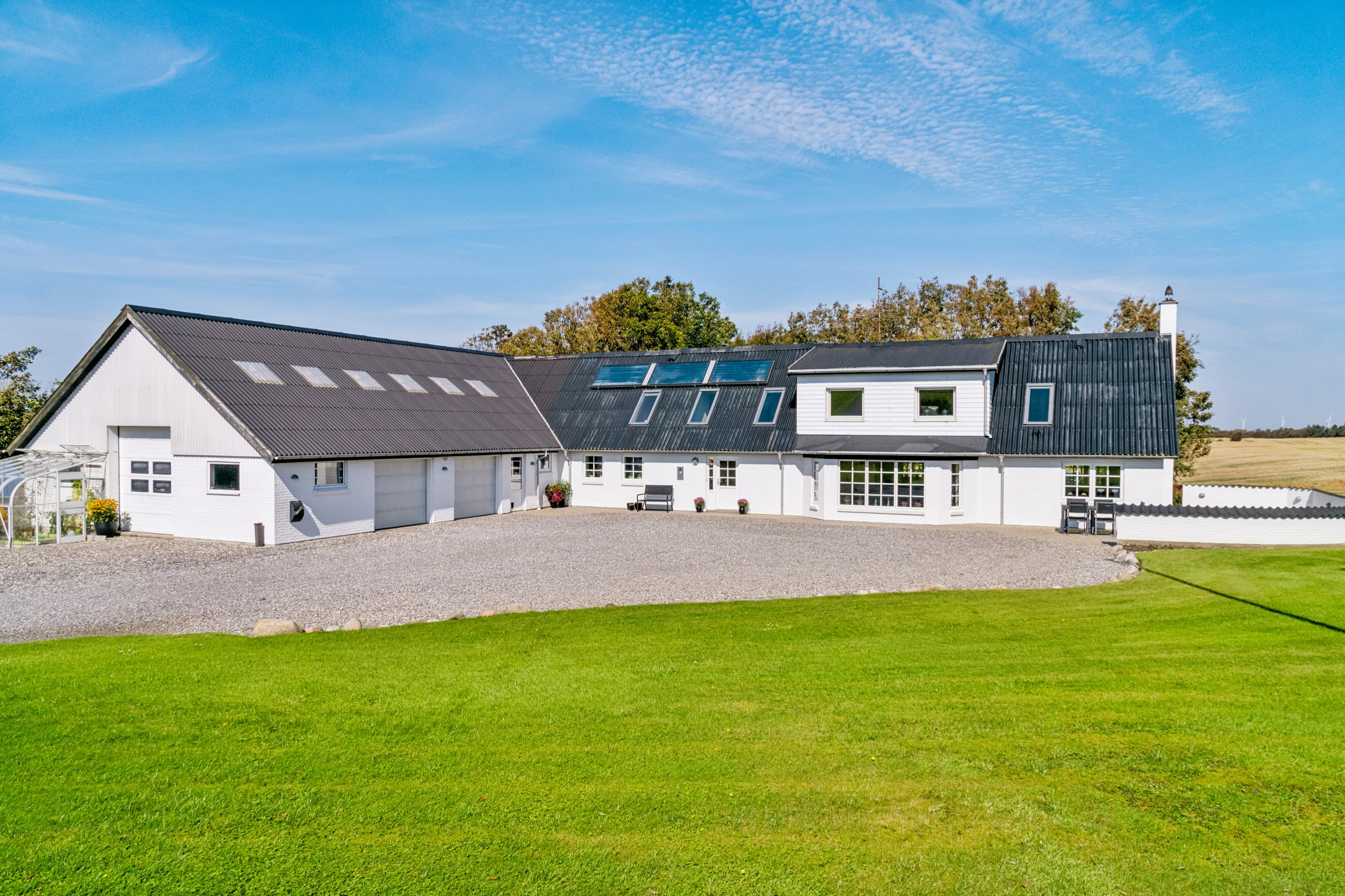 Fremhævet set fra haven billede i fuldskærmstilstand. Billede af Ashøjvej 14, 7760 Hurup Thy