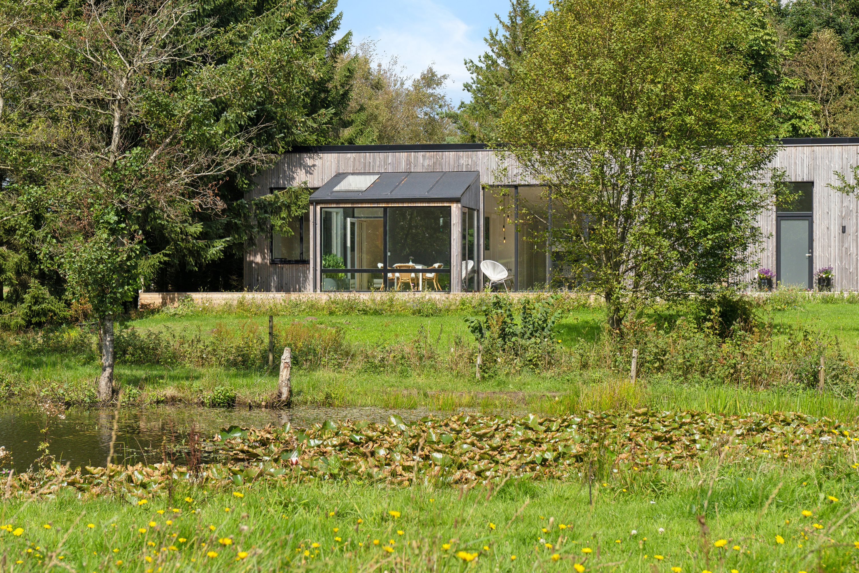 Fremhævet ejendommen billede i fuldskærmstilstand. Billede af Tyrsigvej 105, 9870 Sindal