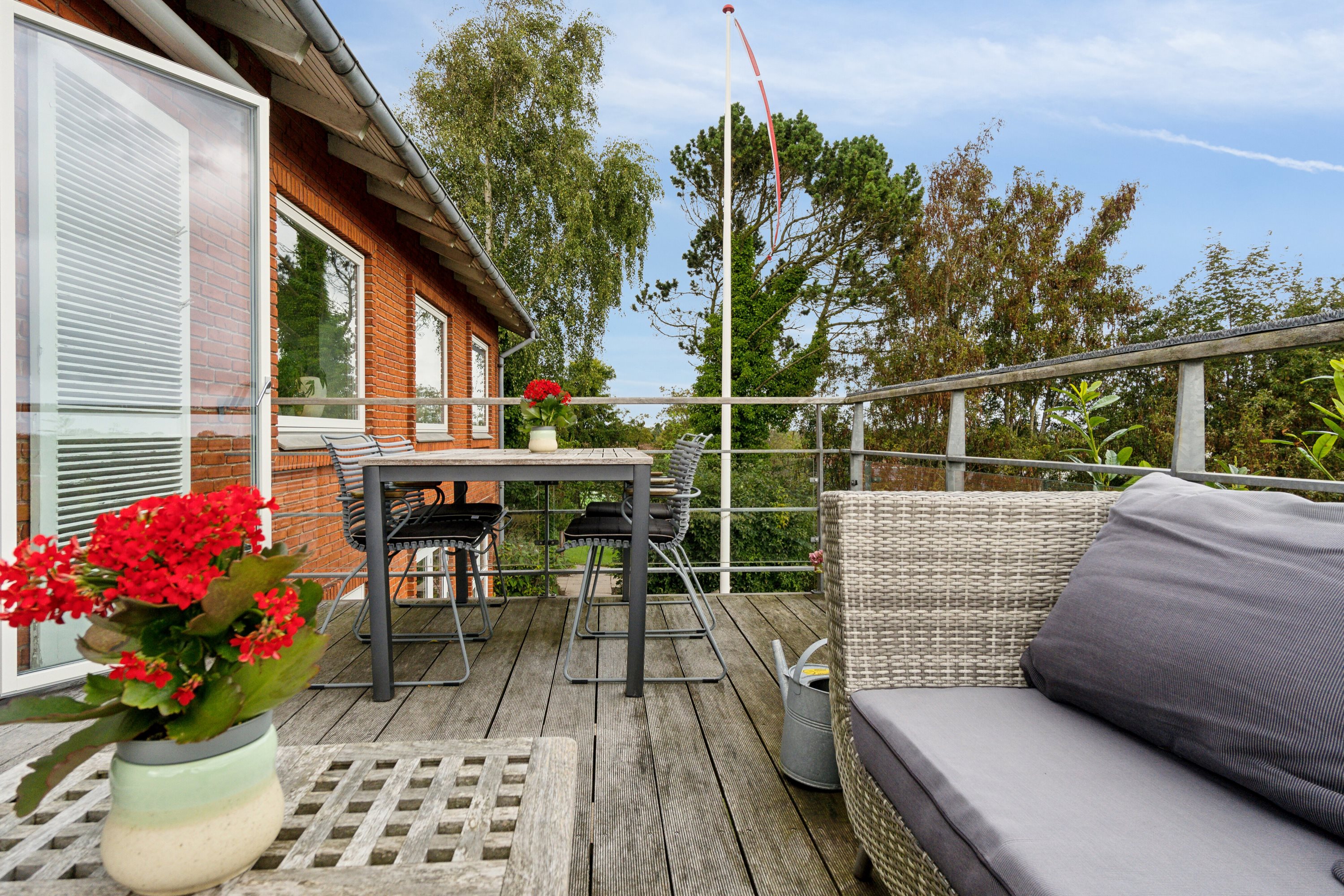 Miniaturebillede 1: terrasse. Billede af Tørholmsvej 93, 9800 Hjørring
