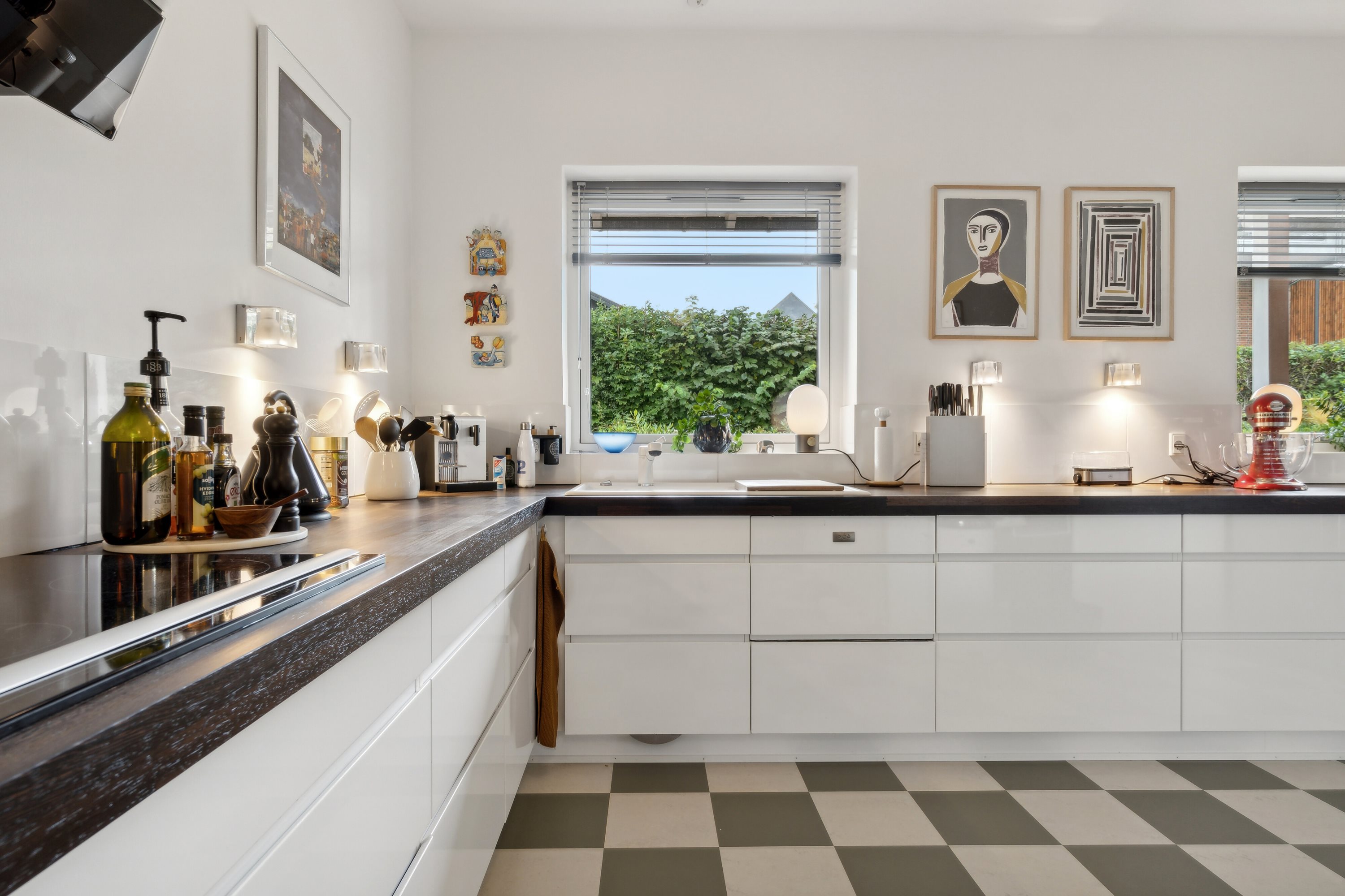 Fremhævet køkken billede i fuldskærmstilstand. Billede af Tørholmsvej 93, 9800 Hjørring