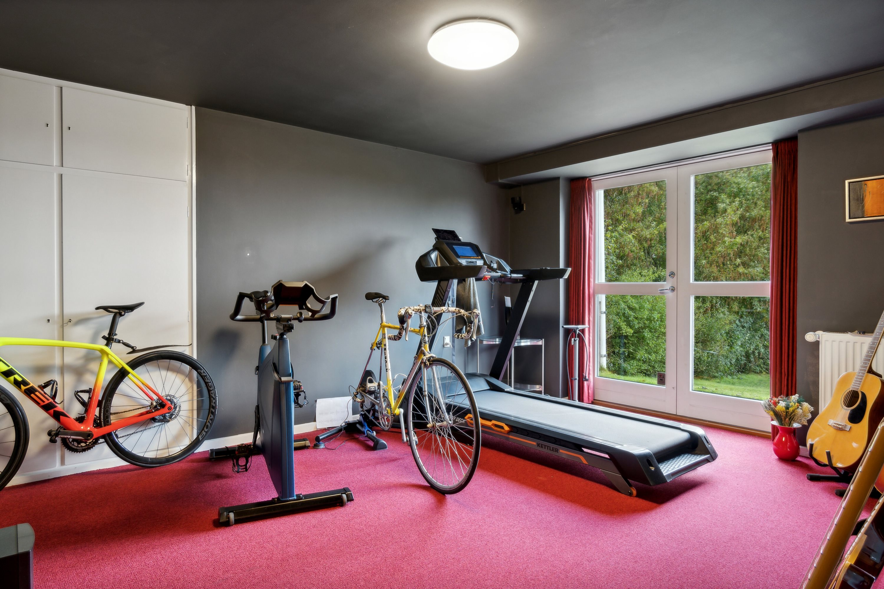 Fremhævet værelse billede i fuldskærmstilstand. Billede af Tørholmsvej 93, 9800 Hjørring