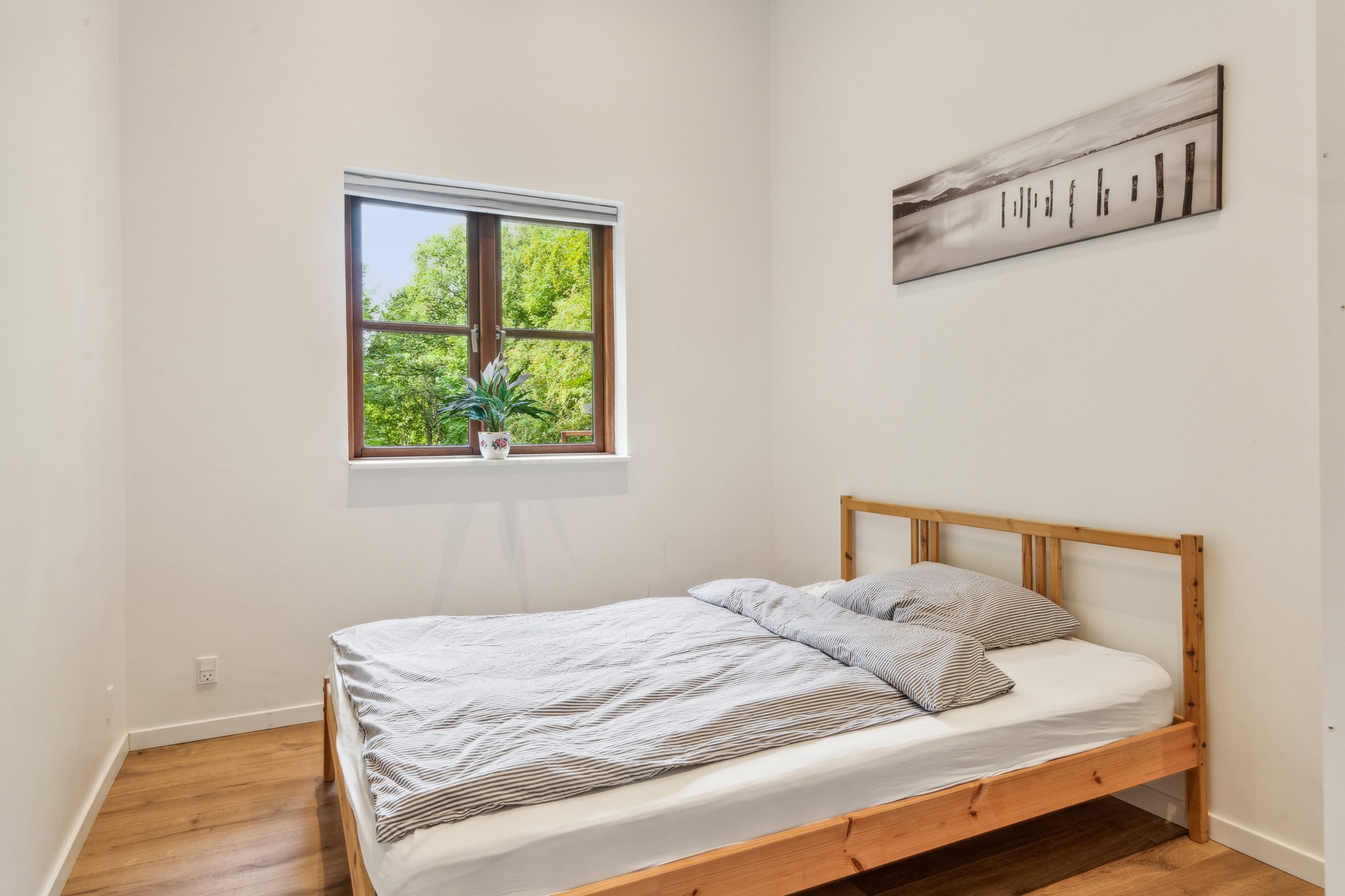 Fremhævet værelse billede i fuldskærmstilstand. Billede af Gistrup Hedevej 41F, 9260 Gistrup