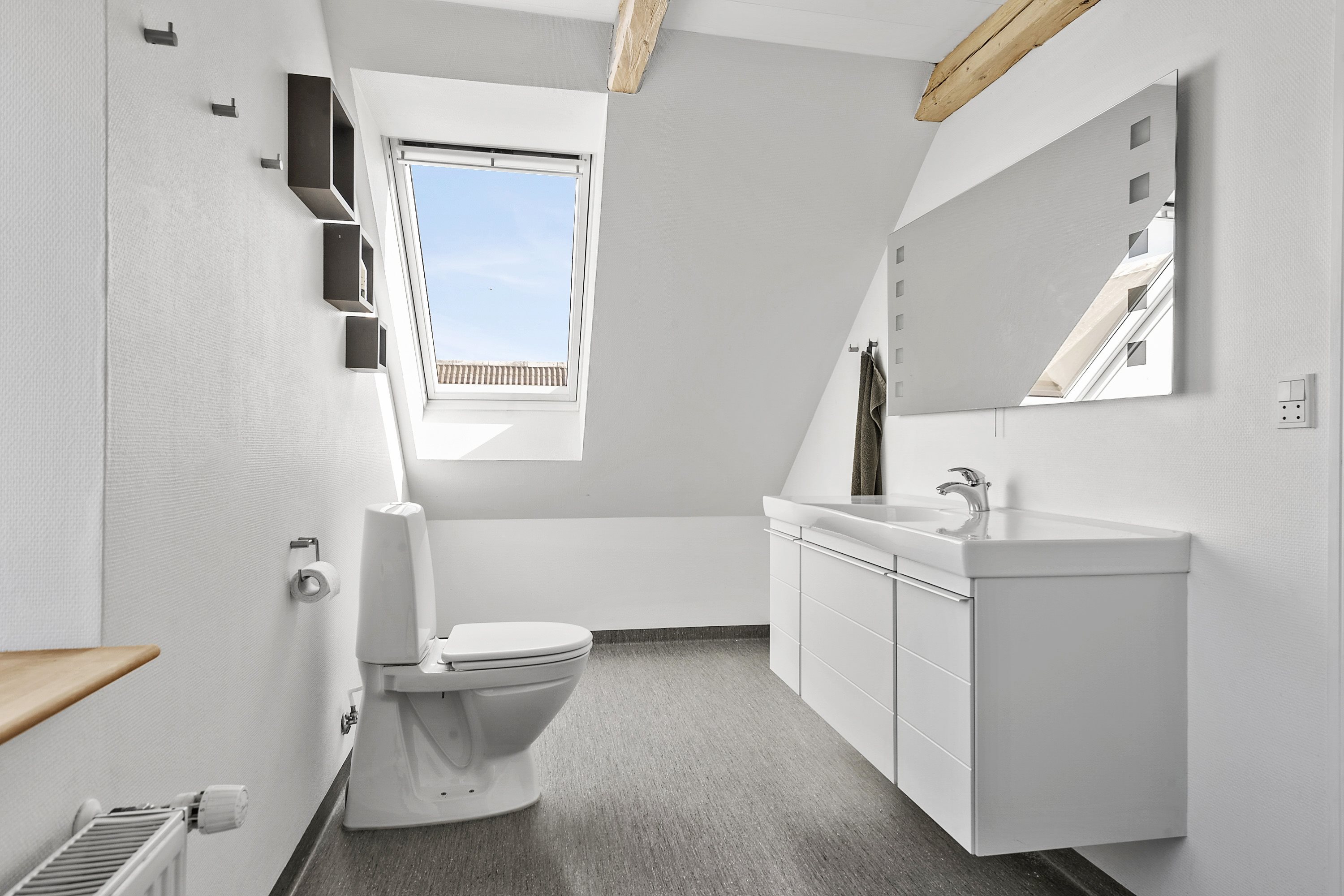 Fremhævet badeværelse billede i fuldskærmstilstand. Billede af Lemmestrupvej 17, Højby, 8300 Odder