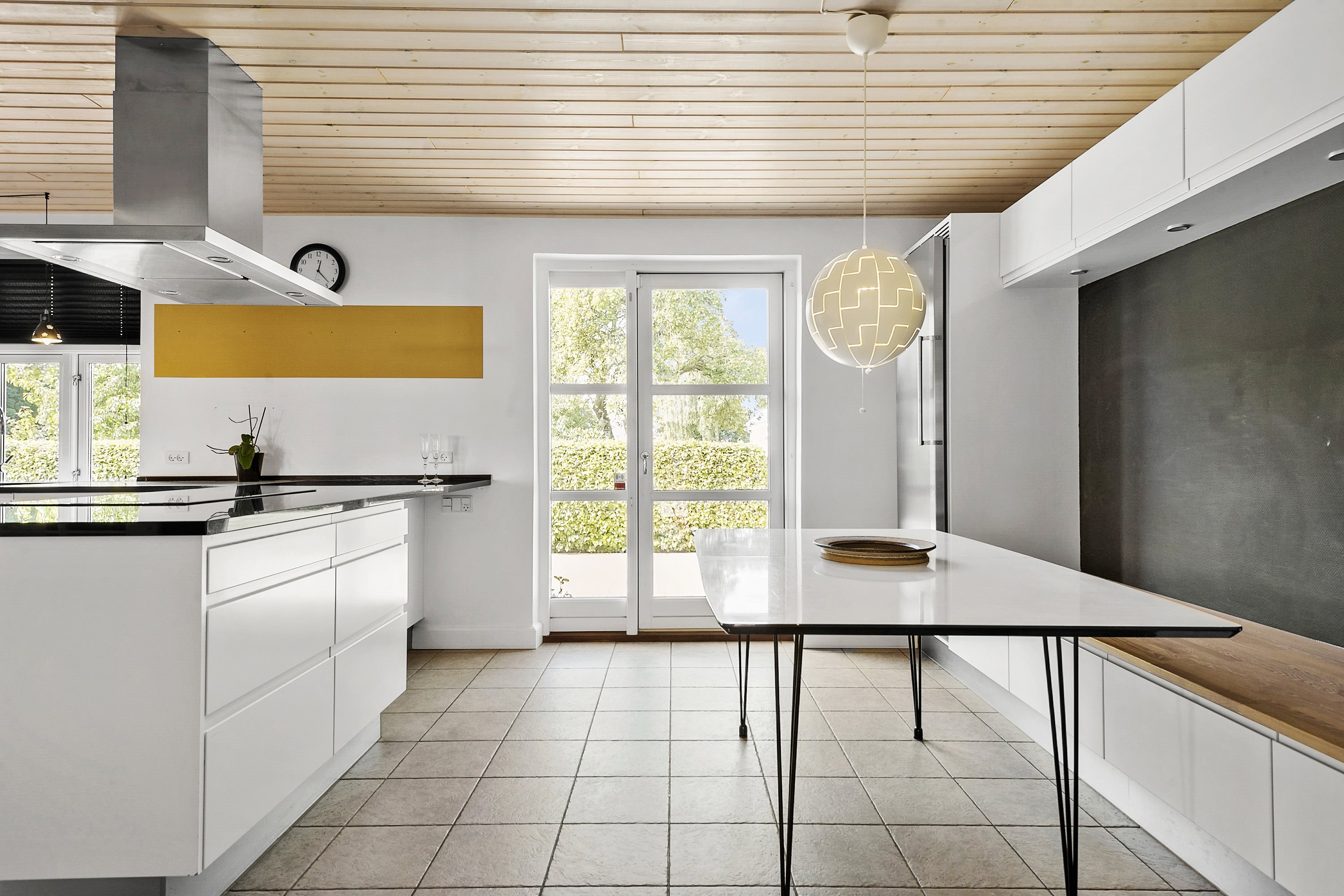 Fremhævet spisekøkken billede i fuldskærmstilstand. Billede af Lemmestrupvej 17, Højby, 8300 Odder