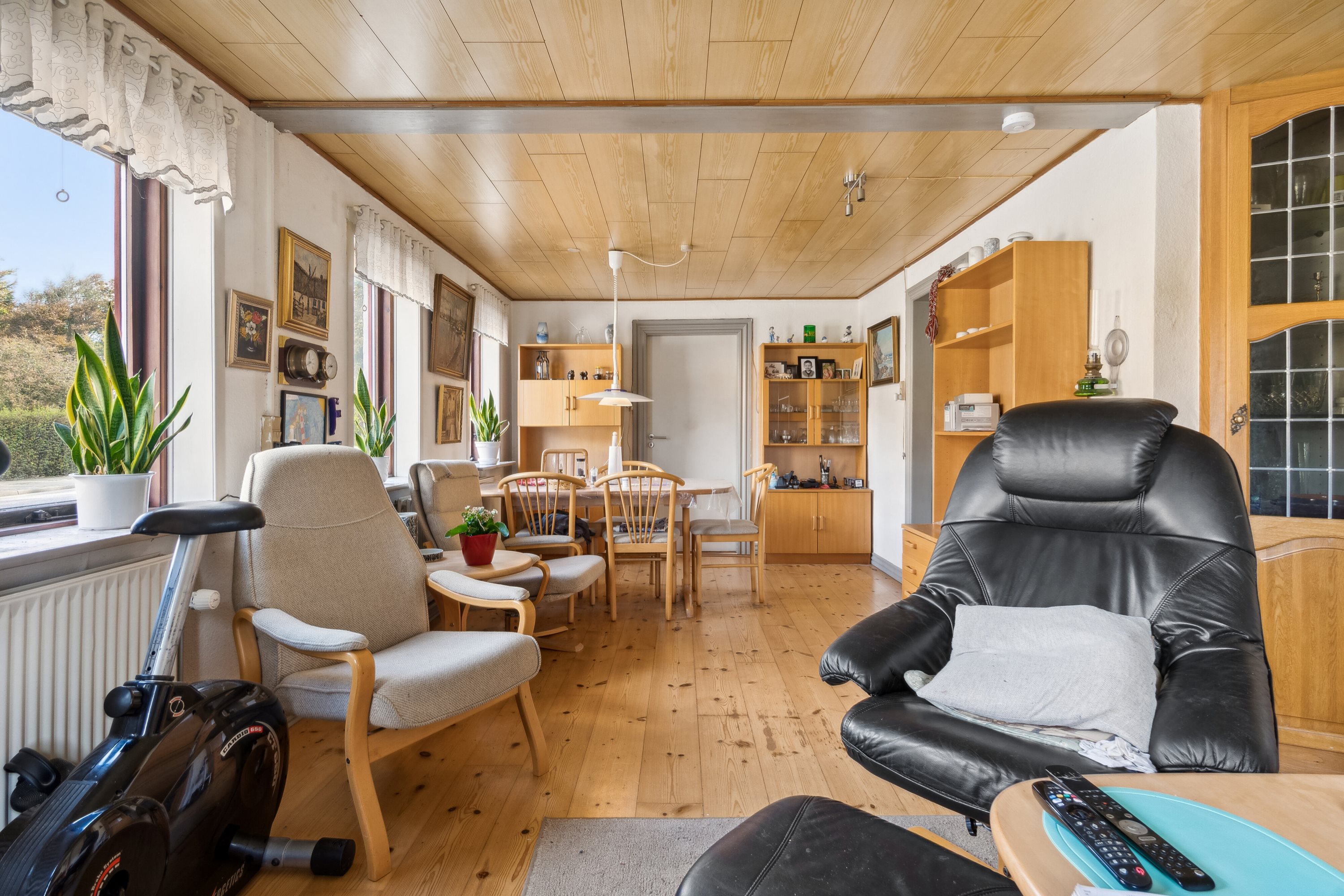 Fremhævet stue billede i fuldskærmstilstand. Billede af Tårnvej 60, Hørdum, 7752 Snedsted