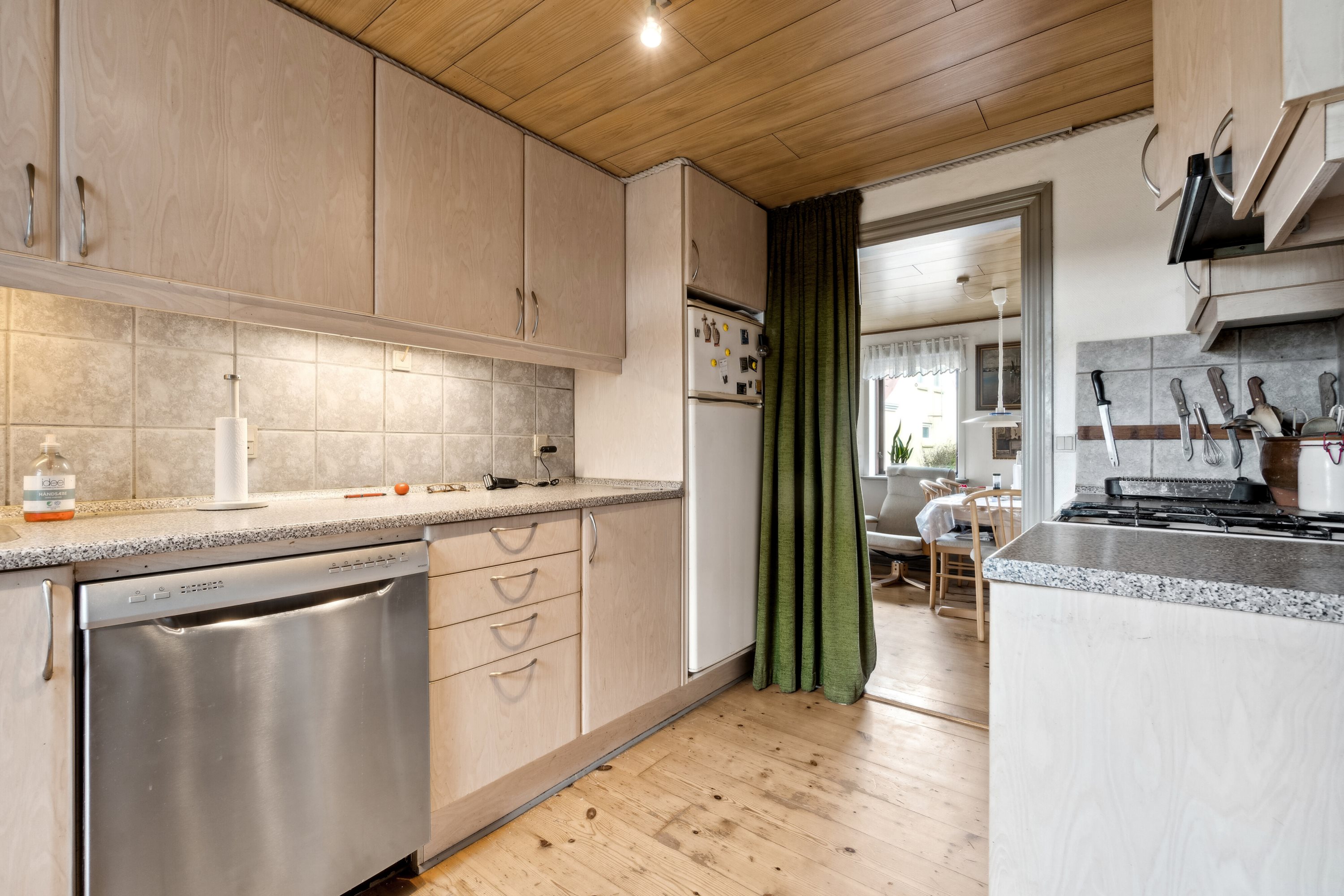 Fremhævet køkken billede i fuldskærmstilstand. Billede af Tårnvej 60, Hørdum, 7752 Snedsted