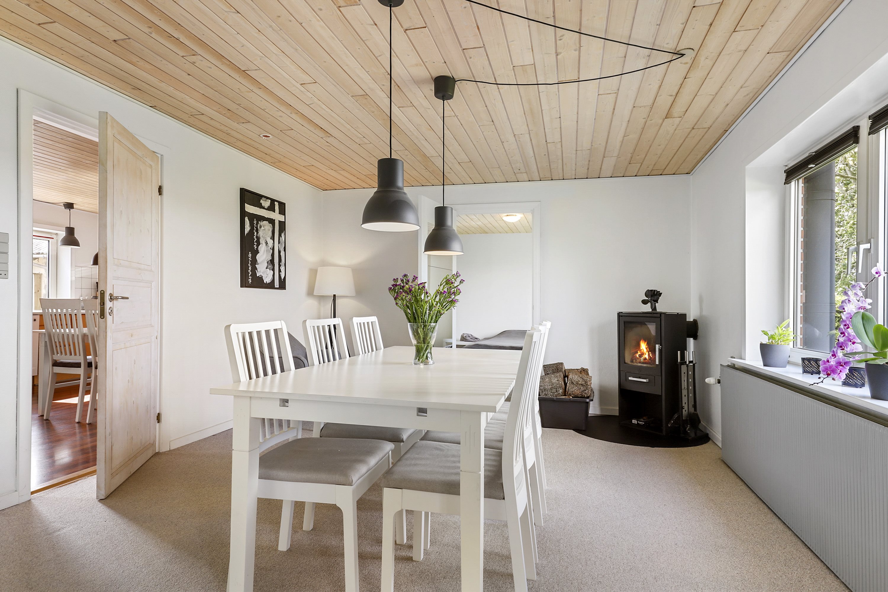 Fremhævet stue billede i fuldskærmstilstand. Billede af Smedievej 10, St Binderup, 9600 Aars