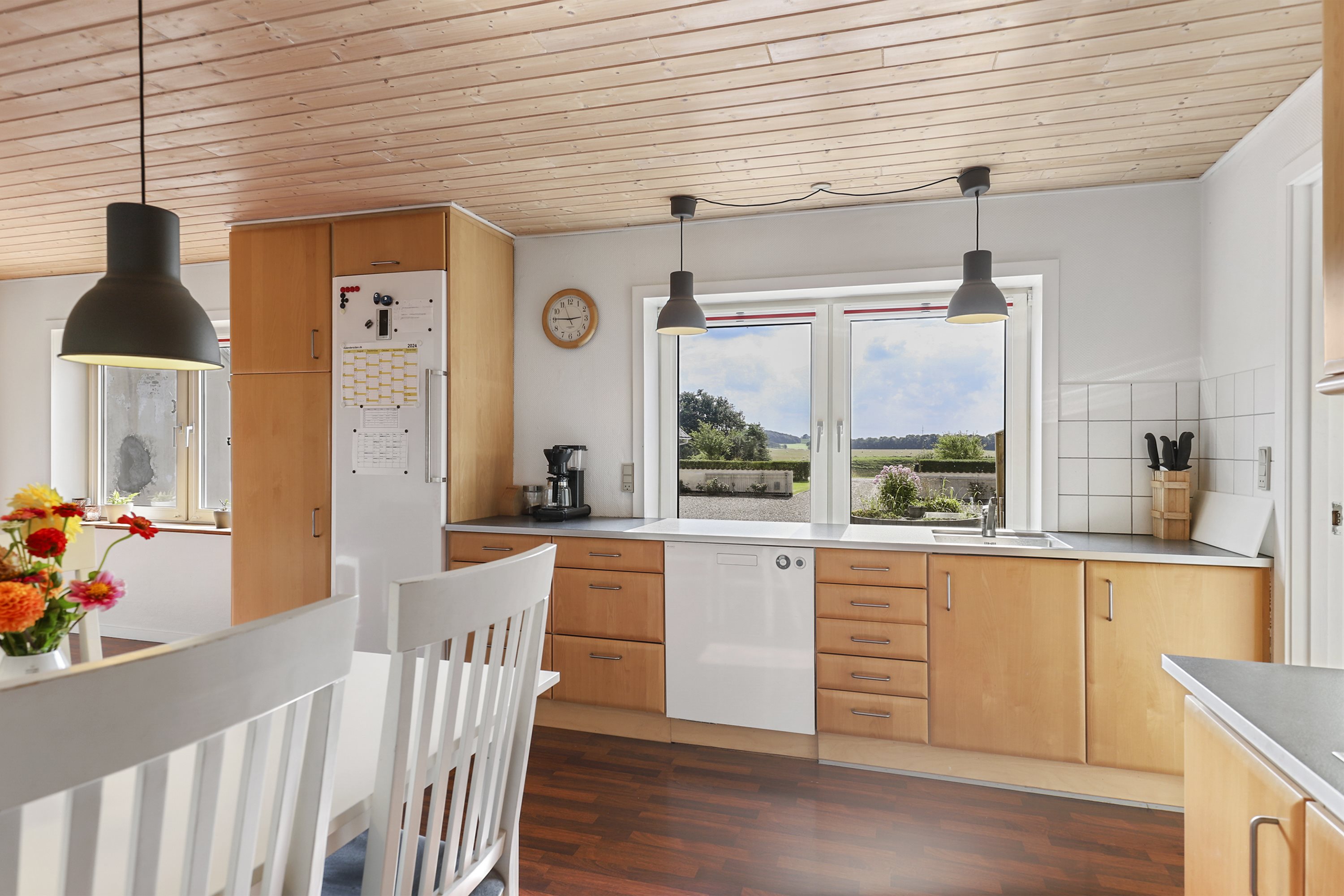 Fremhævet køkken alrum billede i fuldskærmstilstand. Billede af Smedievej 10, St Binderup, 9600 Aars