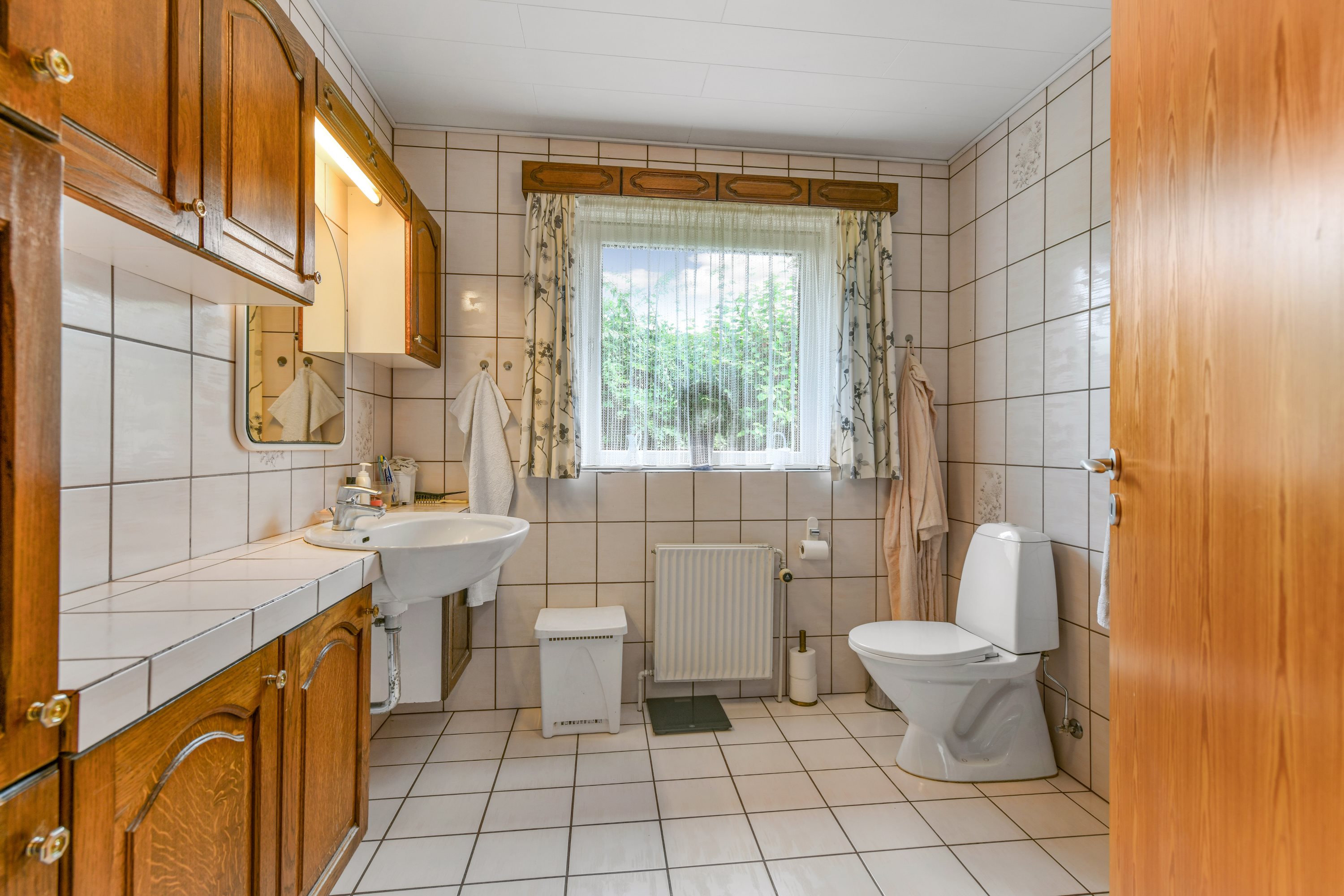 Fremhævet toilet billede i fuldskærmstilstand. Billede af Nørrevej 47, Stend-Krogag, 7200 Grindsted