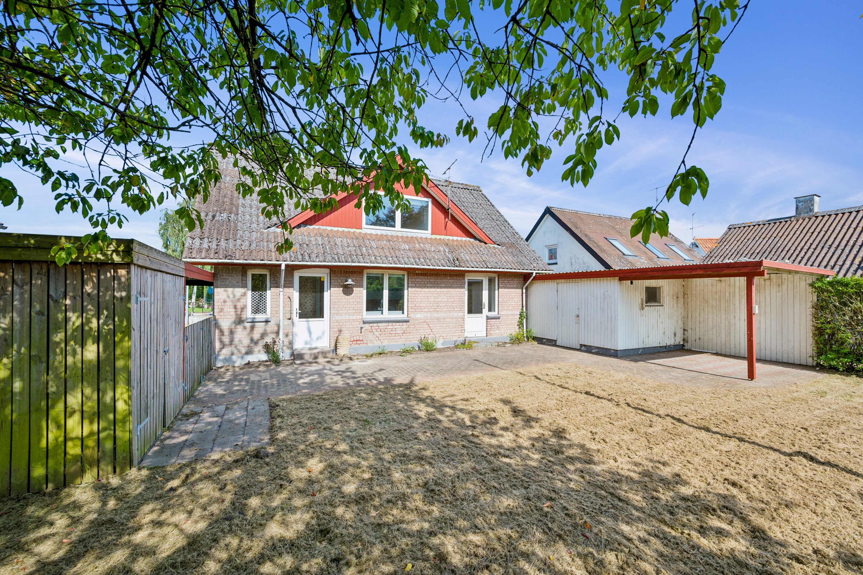 Fremhævet  billede i fuldskærmstilstand. Billede af Lystrupvej 32, Lystrup, 8961 Allingåbro