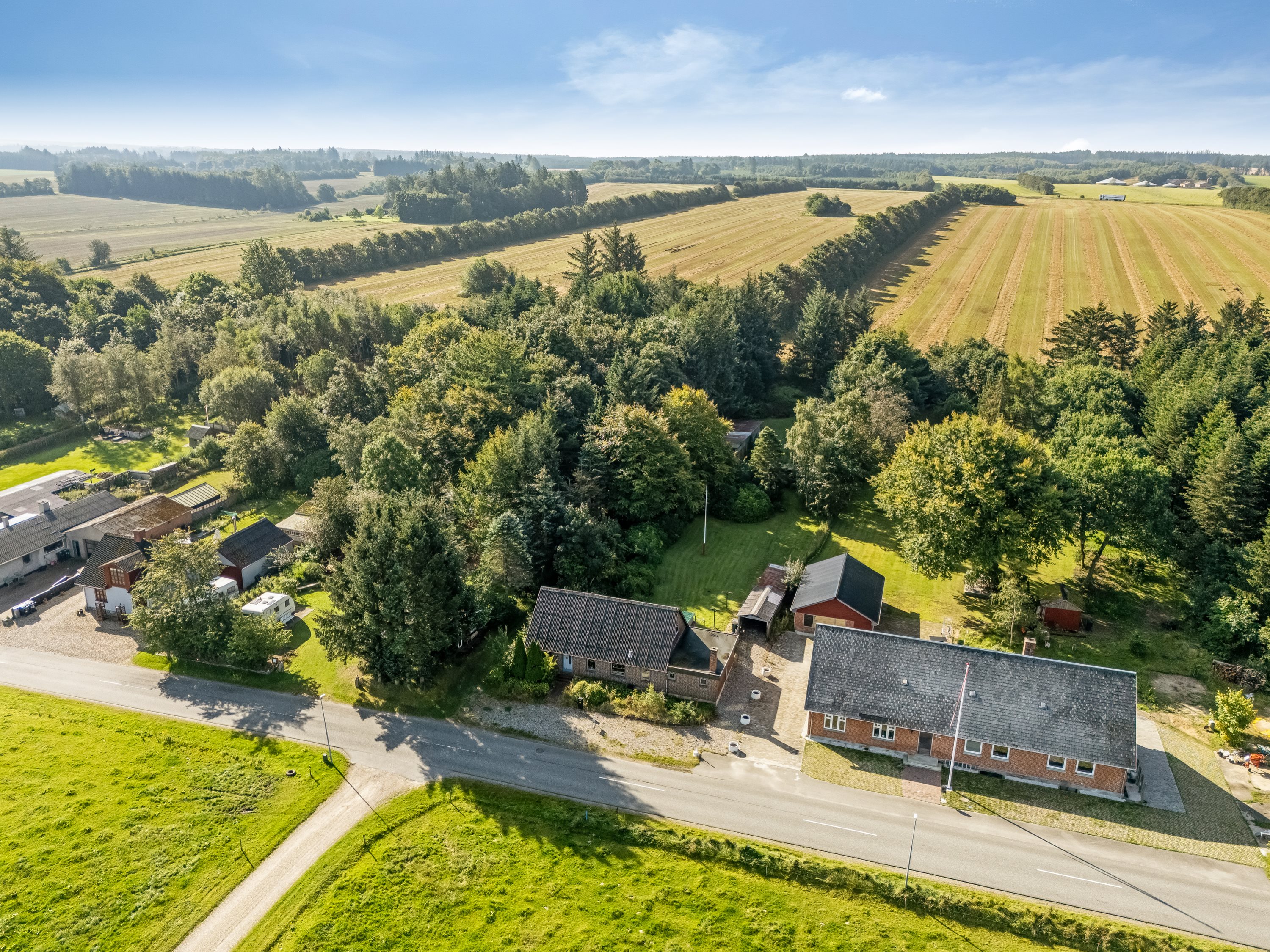 Miniaturebillede 1: luftfoto. Billede af Torstedvej 55, Torsted, 6980 Tim