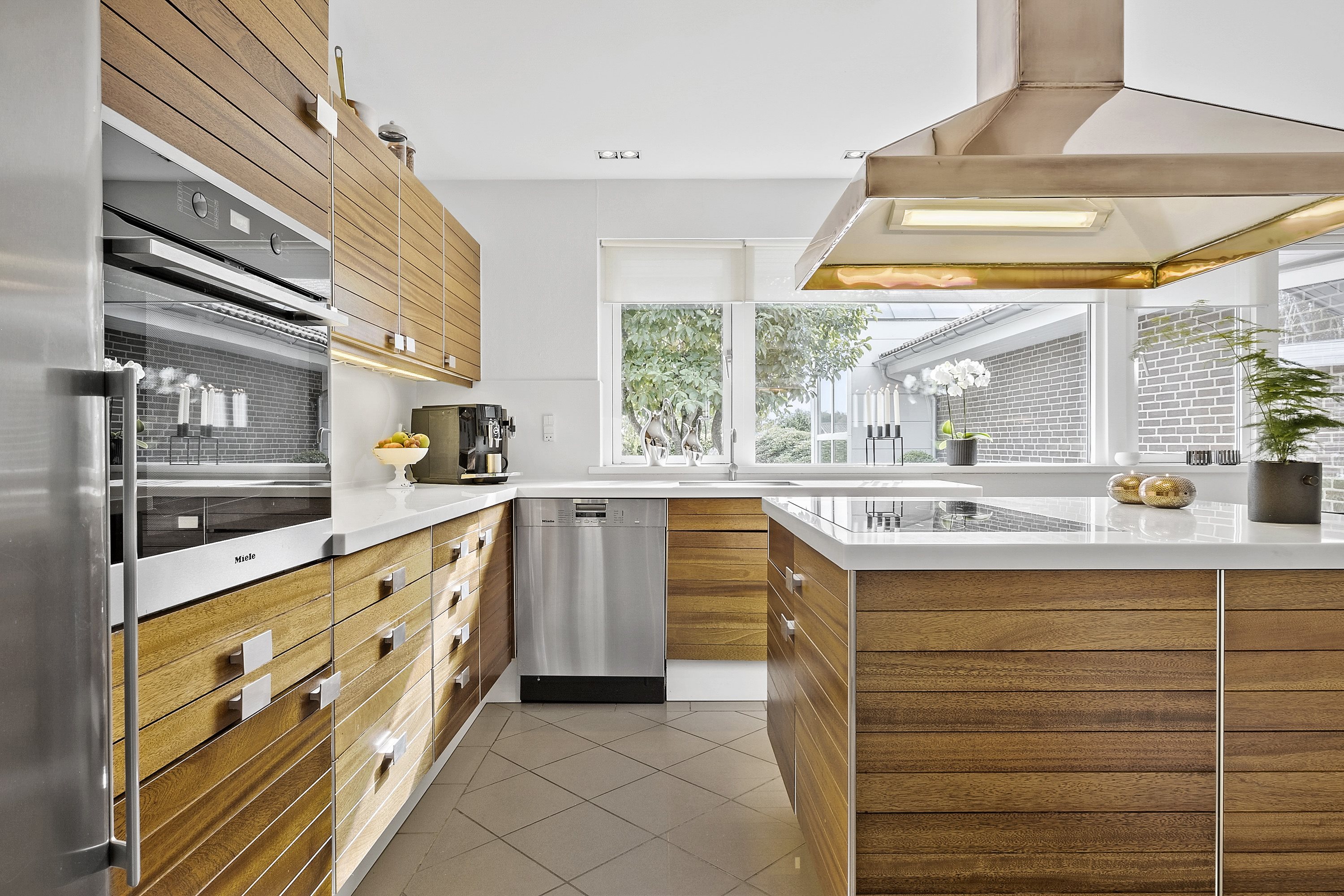 Fremhævet køkken billede i fuldskærmstilstand. Billede af Østervang 68, 9362 Gandrup