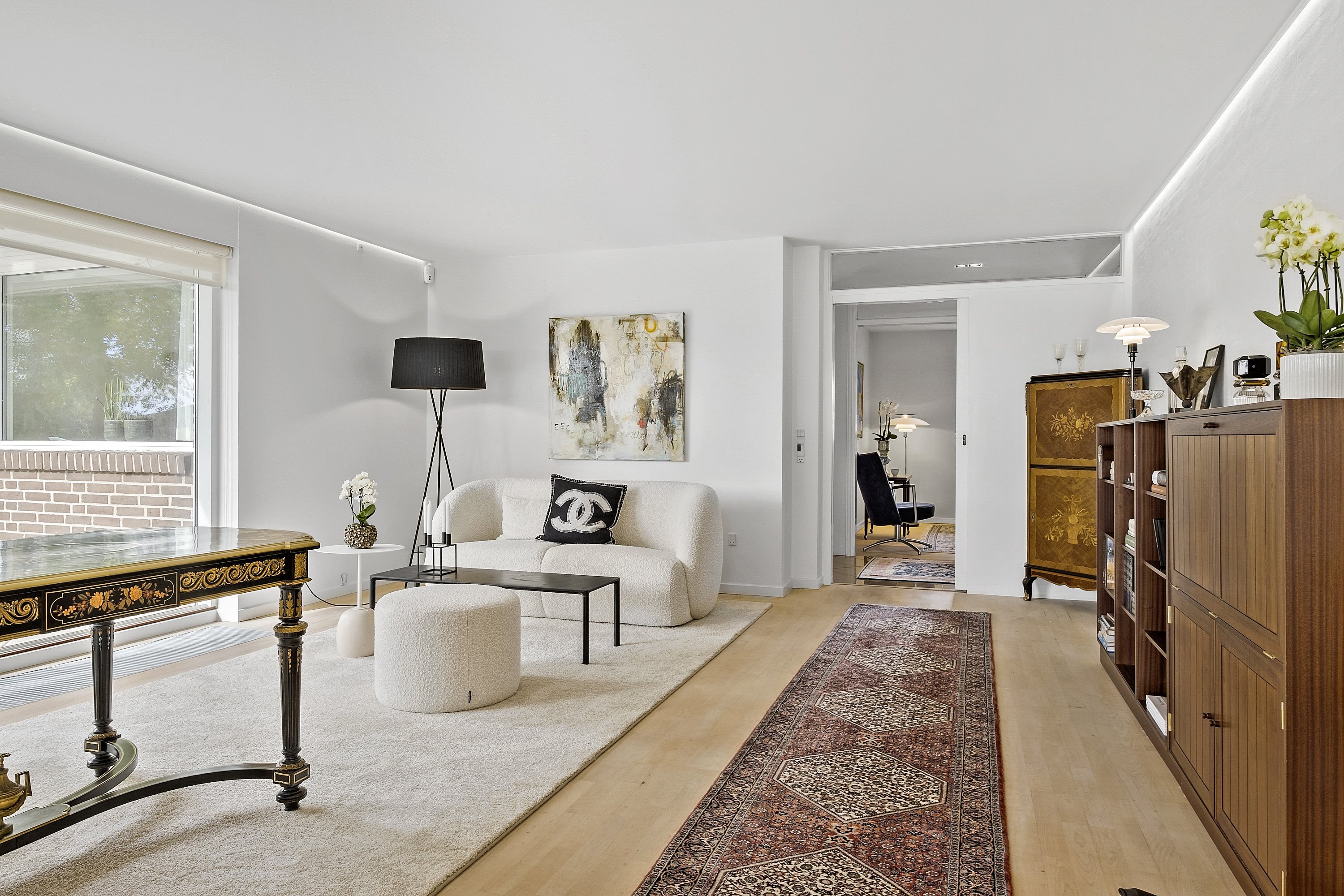 Fremhævet stue billede i fuldskærmstilstand. Billede af Østervang 68, 9362 Gandrup