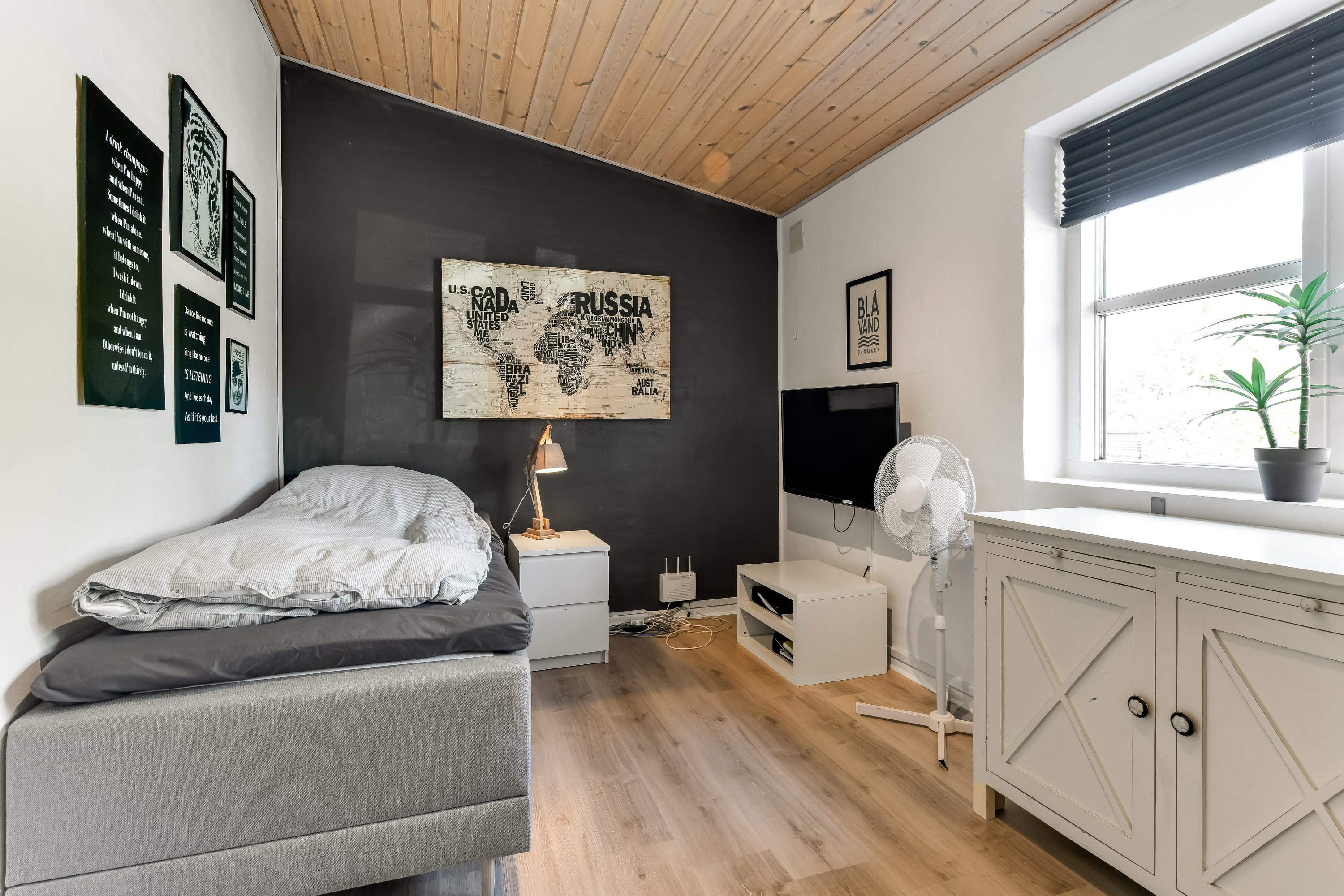 Fremhævet værelse billede i fuldskærmstilstand. Billede af Blåvandvej 51C, 6857 Blåvand