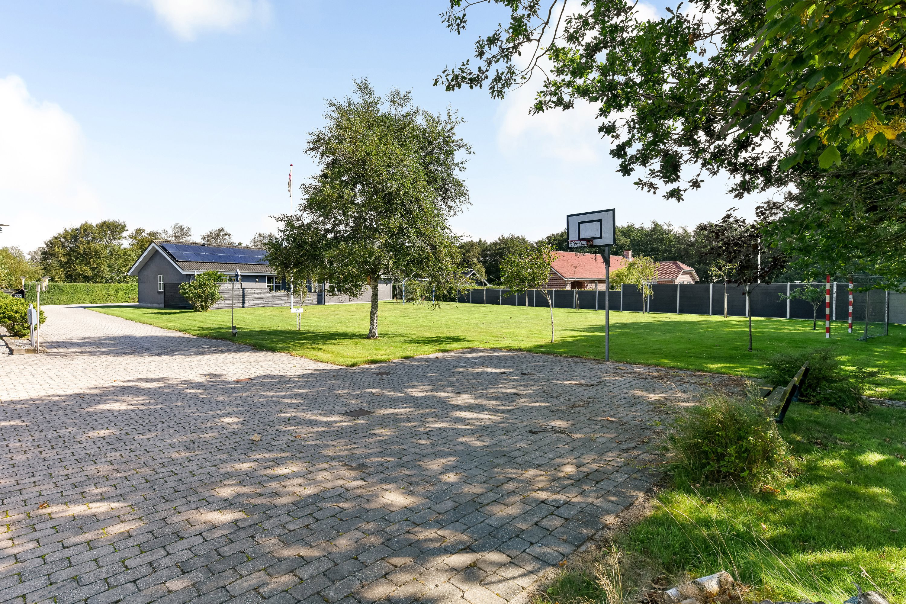 Fremhævet have billede i fuldskærmstilstand. Billede af Blåvandvej 51C, 6857 Blåvand