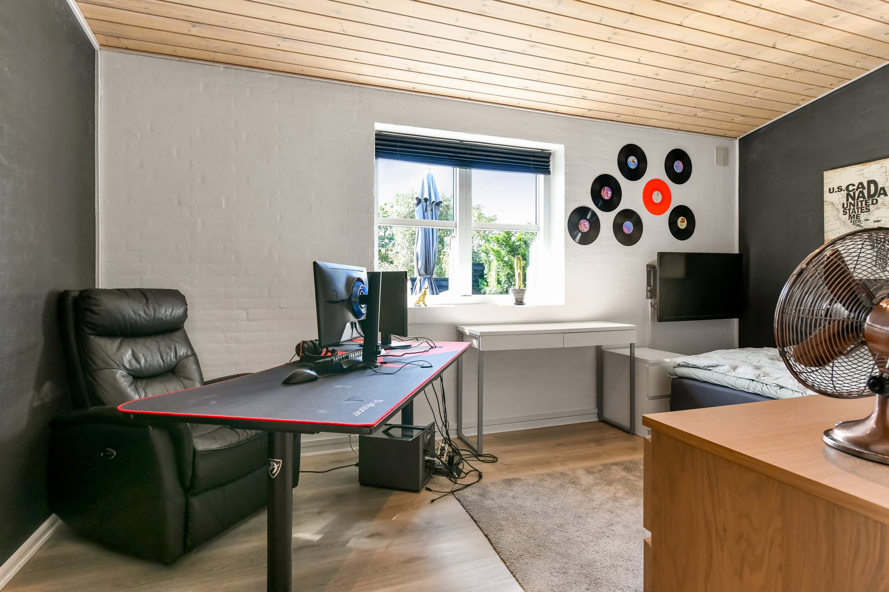 Fremhævet værelse billede i fuldskærmstilstand. Billede af Blåvandvej 51C, 6857 Blåvand