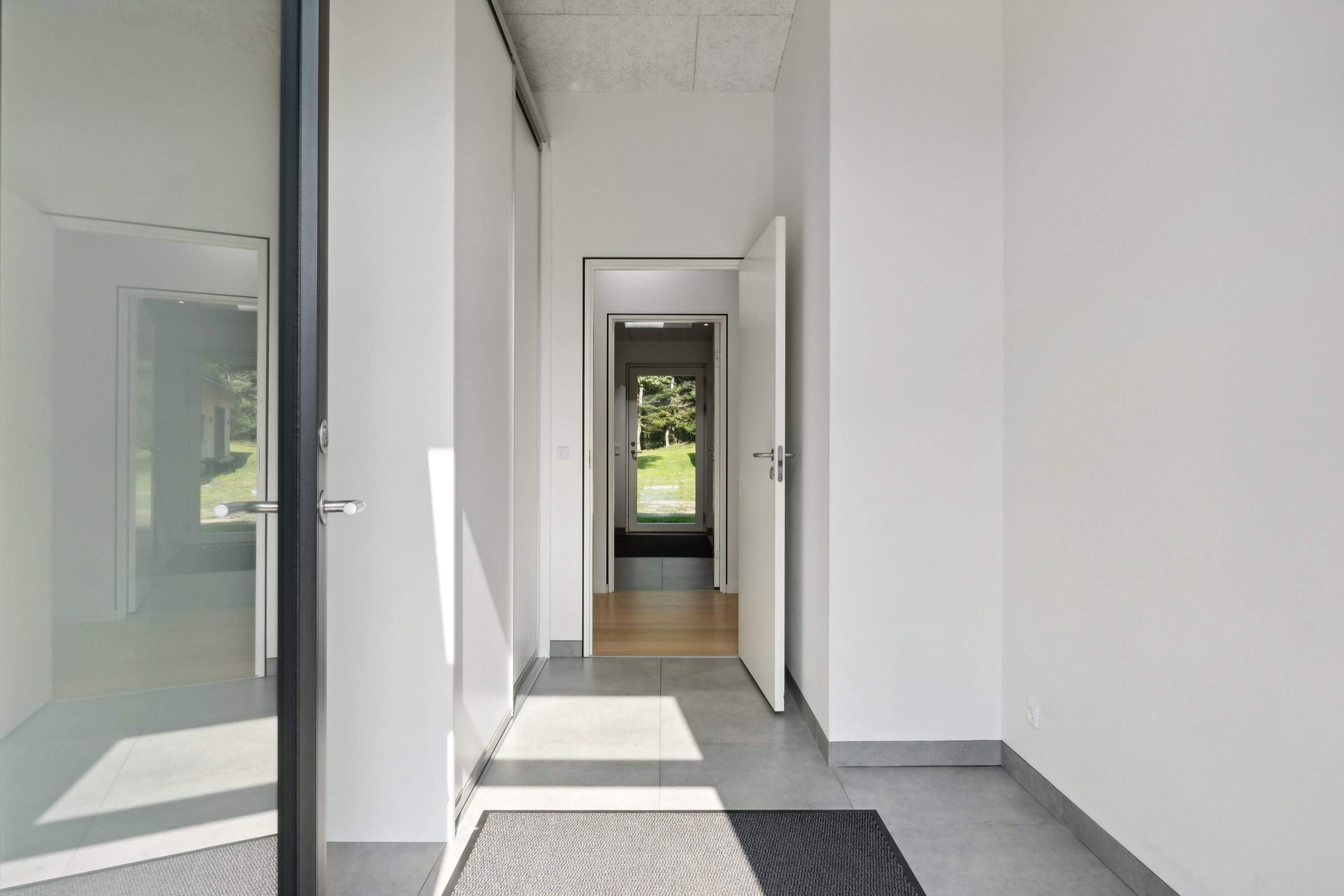 Fremhævet entre billede i fuldskærmstilstand. Billede af Tyrsigvej 105, 9870 Sindal