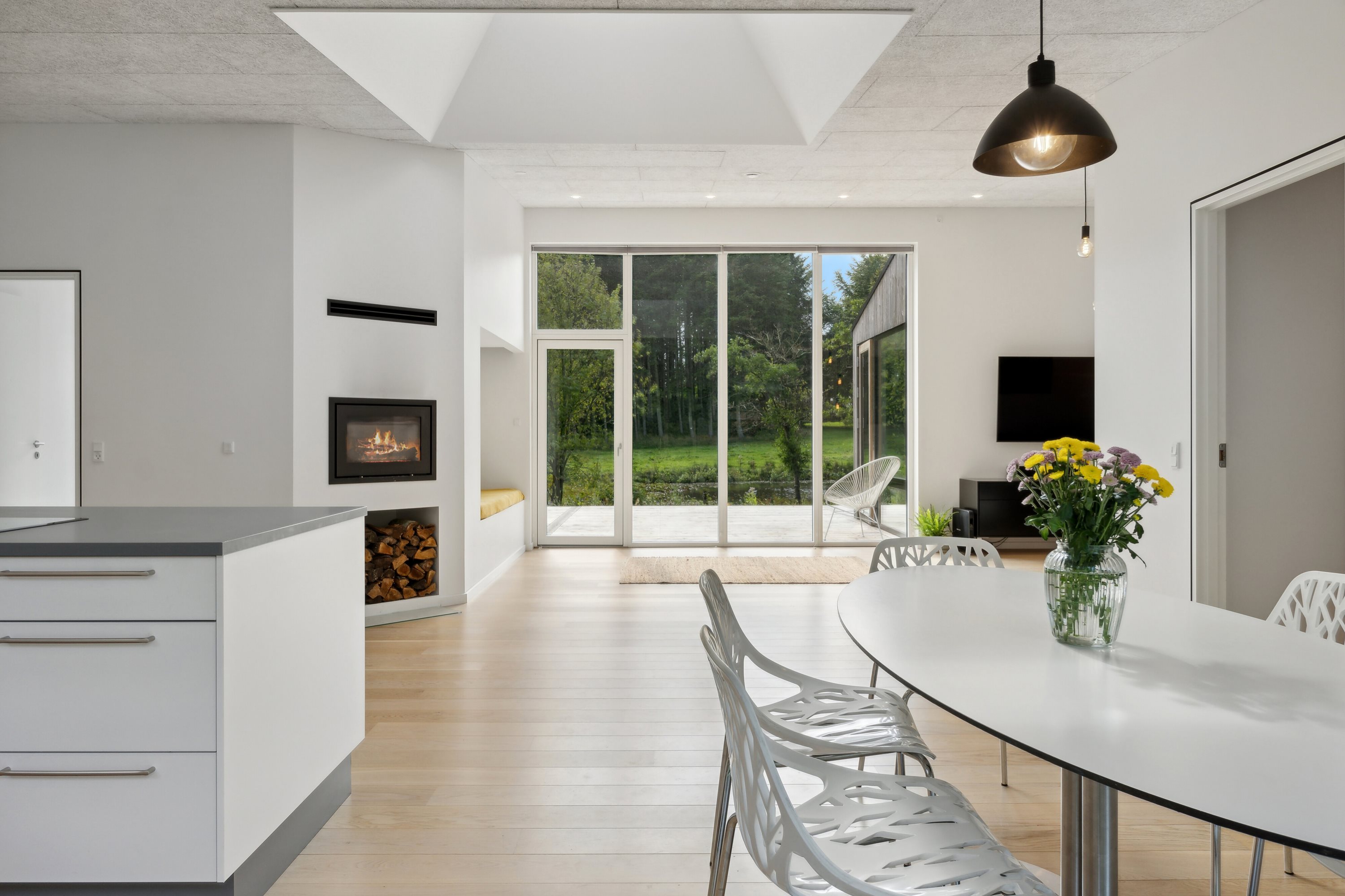 Fremhævet køkken alrum billede i fuldskærmstilstand. Billede af Tyrsigvej 105, 9870 Sindal