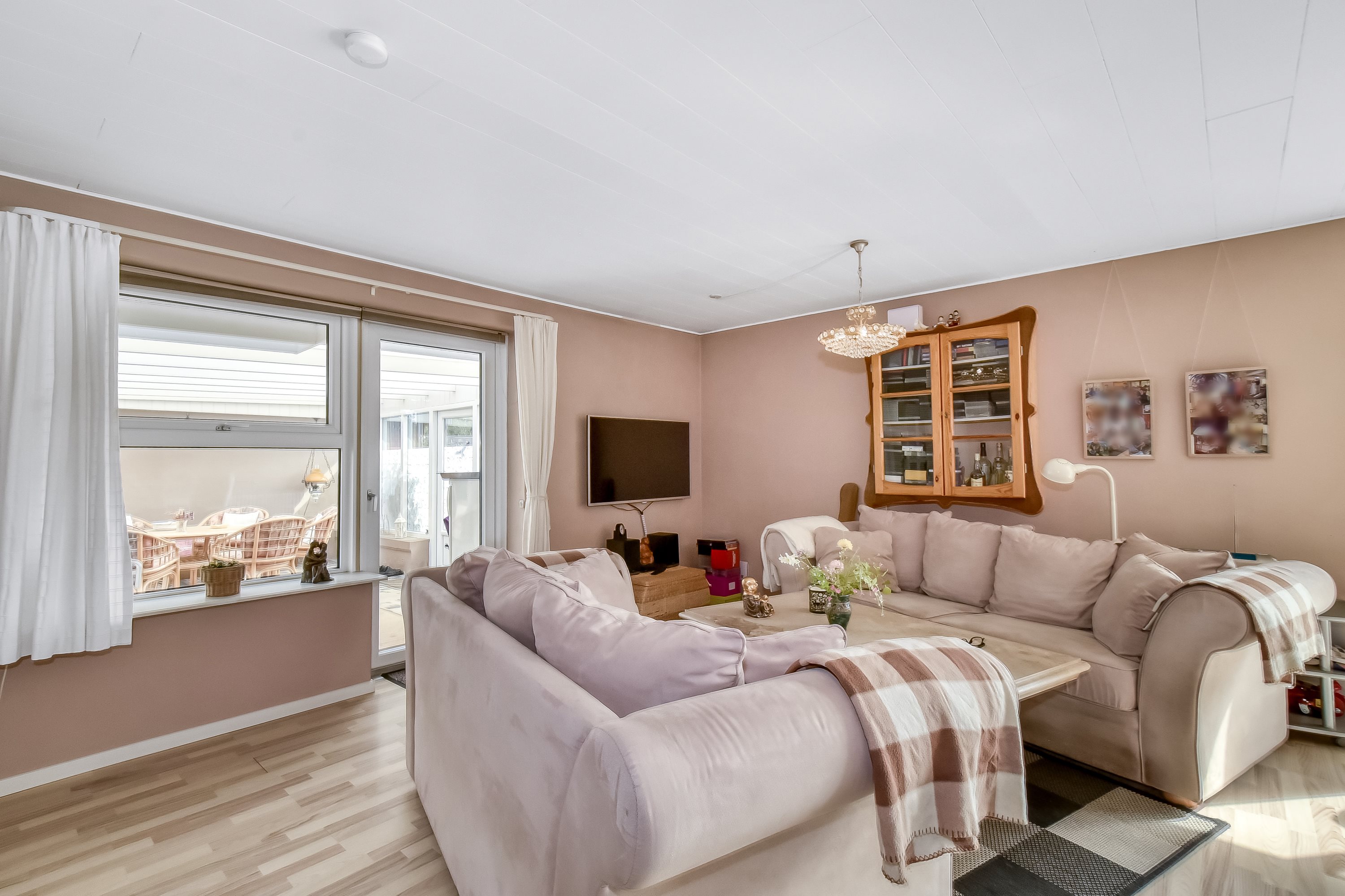 Fremhævet stue billede i fuldskærmstilstand. Billede af Grønningen 14, Troldhede, 6920 Videbæk