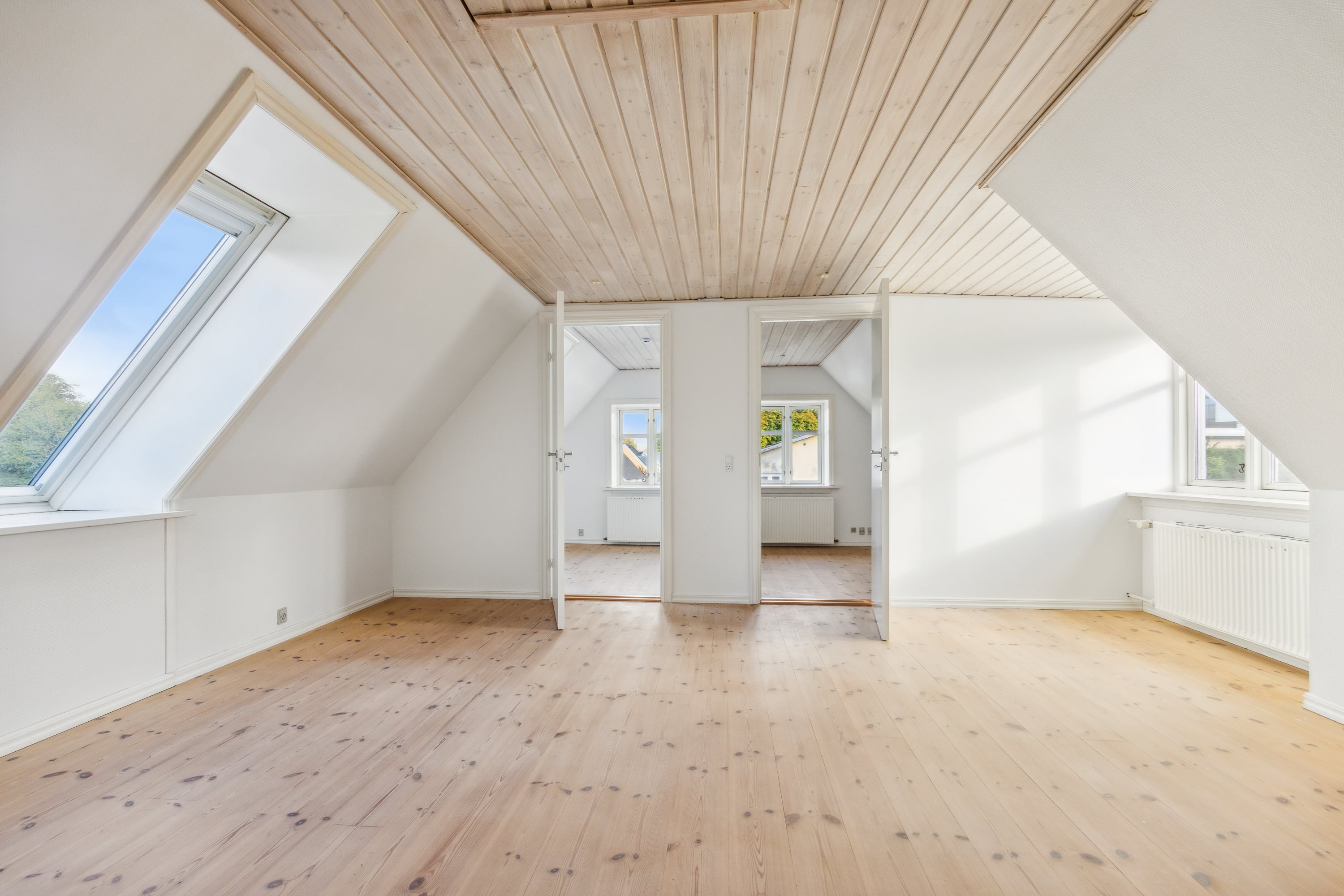 Fremhævet stue billede i fuldskærmstilstand. Billede af Krogensvej 34, Vester Hassing, 9310 Vodskov