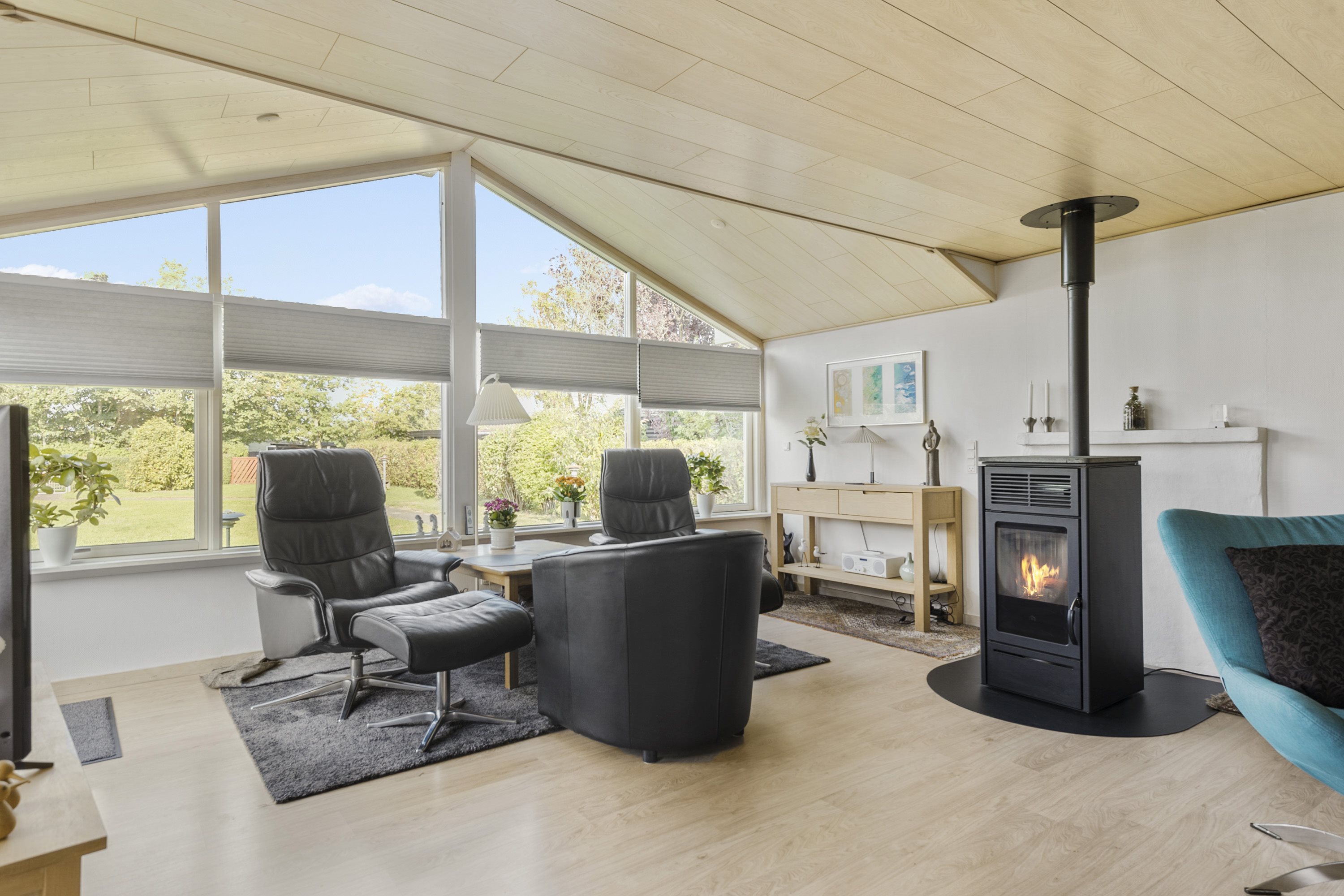 Fremhævet stue billede i fuldskærmstilstand. Billede af Askvænget 3, 8340 Malling