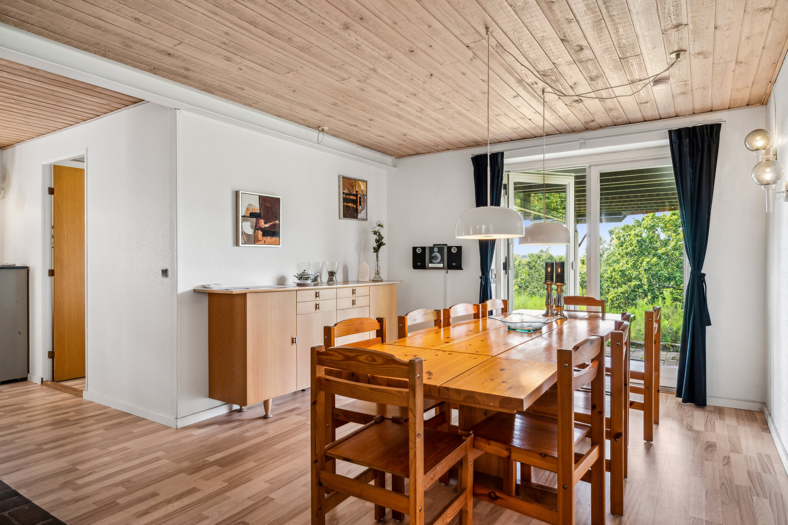 Fremhævet stue billede i fuldskærmstilstand. Billede af Højvangen 4, Boeslum Bakker , 8400 Ebeltoft