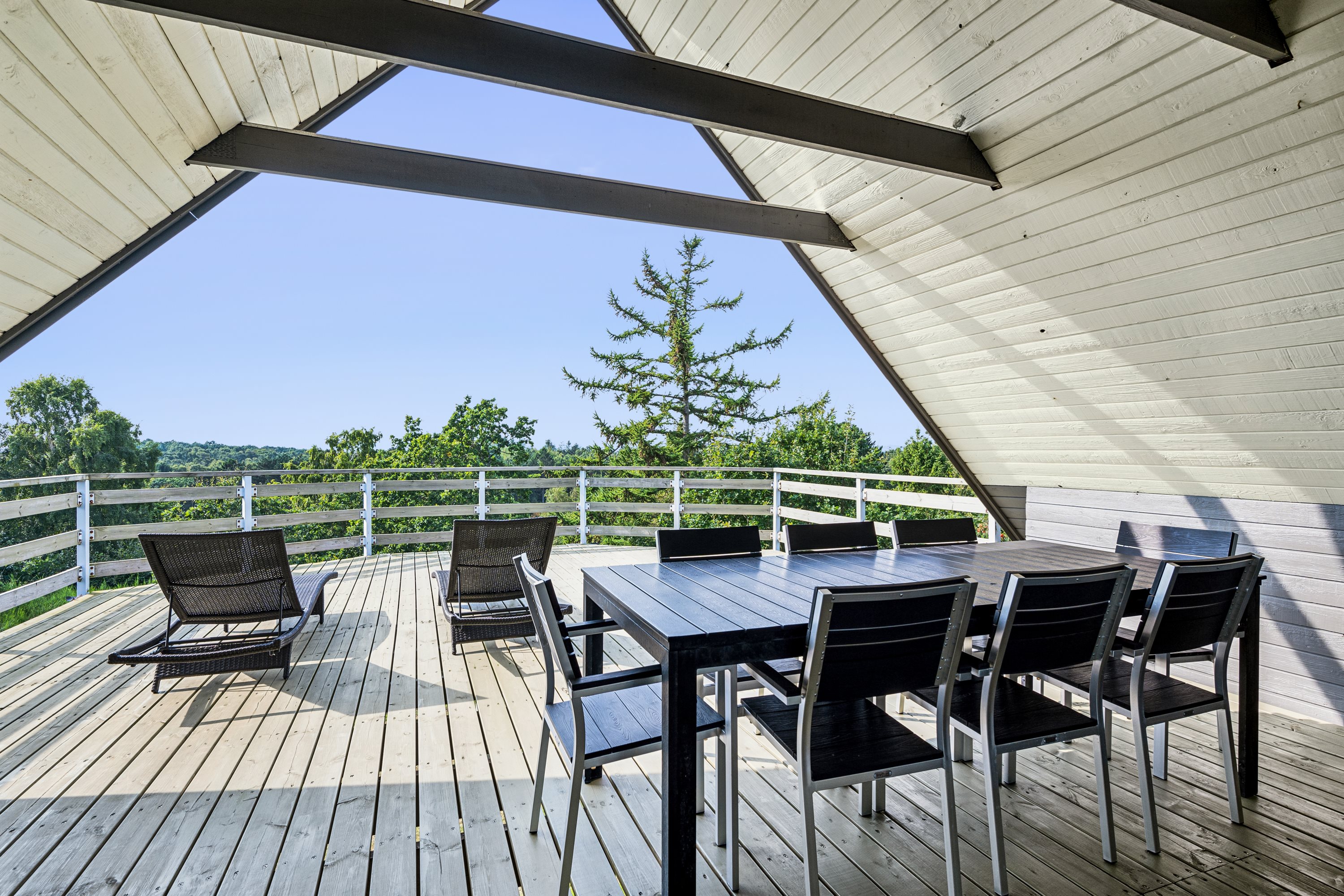 Miniaturebillede 1: terrasse. Billede af Højvangen 4, Boeslum Bakker , 8400 Ebeltoft