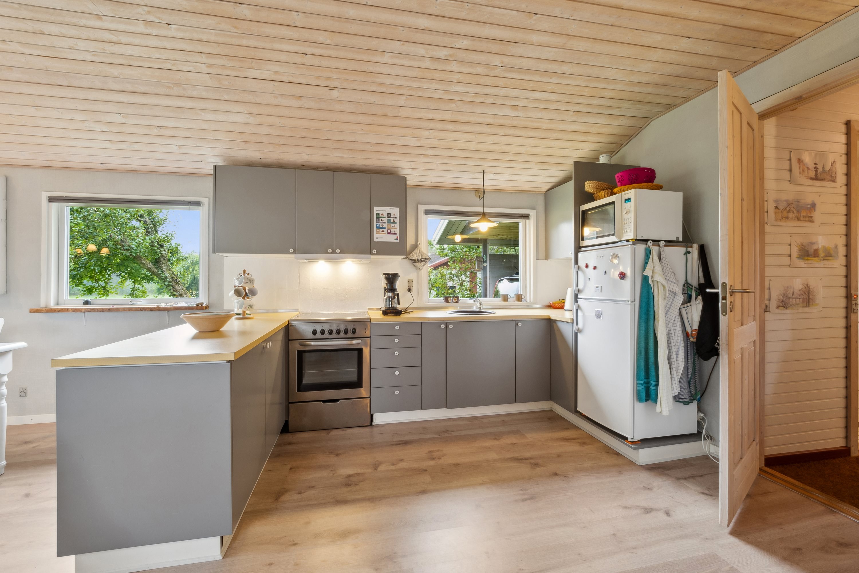 Fremhævet køkken billede i fuldskærmstilstand. Billede af Skovstjernevej 8, Vadum, 7860 Spøttrup