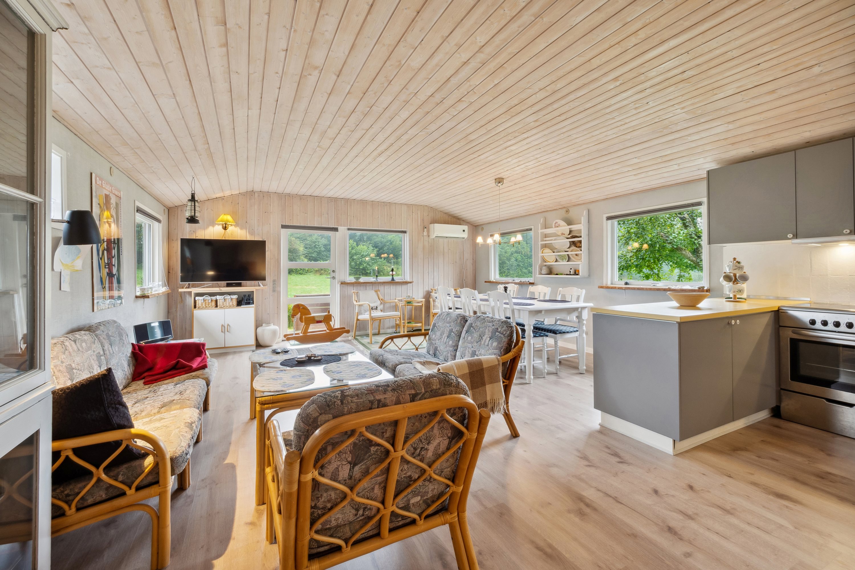 Fremhævet køkken billede i fuldskærmstilstand. Billede af Skovstjernevej 8, Vadum, 7860 Spøttrup