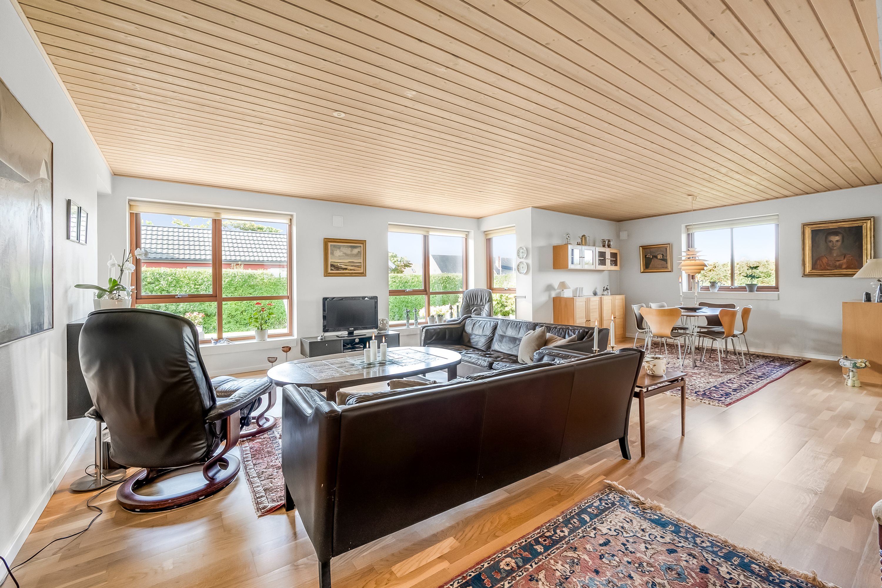 Fremhævet stue billede i fuldskærmstilstand. Billede af Stenaldervej 87, Rindum, 6950 Ringkøbing