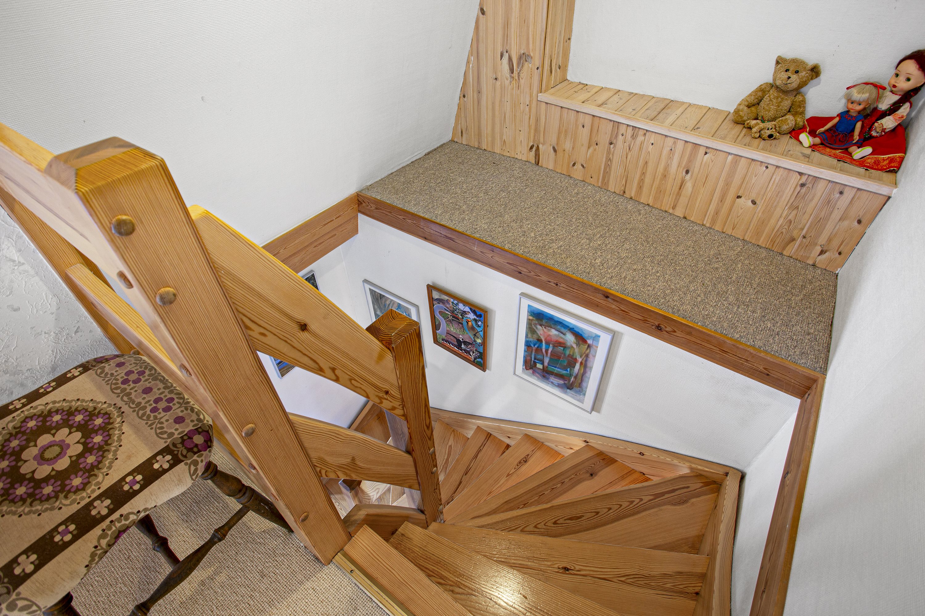 Fremhævet trappe billede i fuldskærmstilstand. Billede af Hillerupvej 67, Hillerup, 6760 Ribe