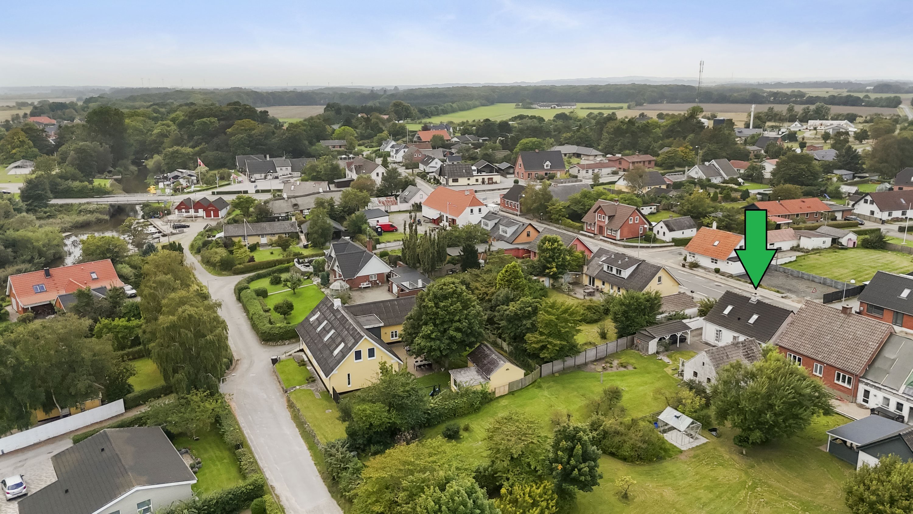 Fremhævet luftfoto billede i fuldskærmstilstand. Billede af Østkystvejen 351, Voerså, 9300 Sæby