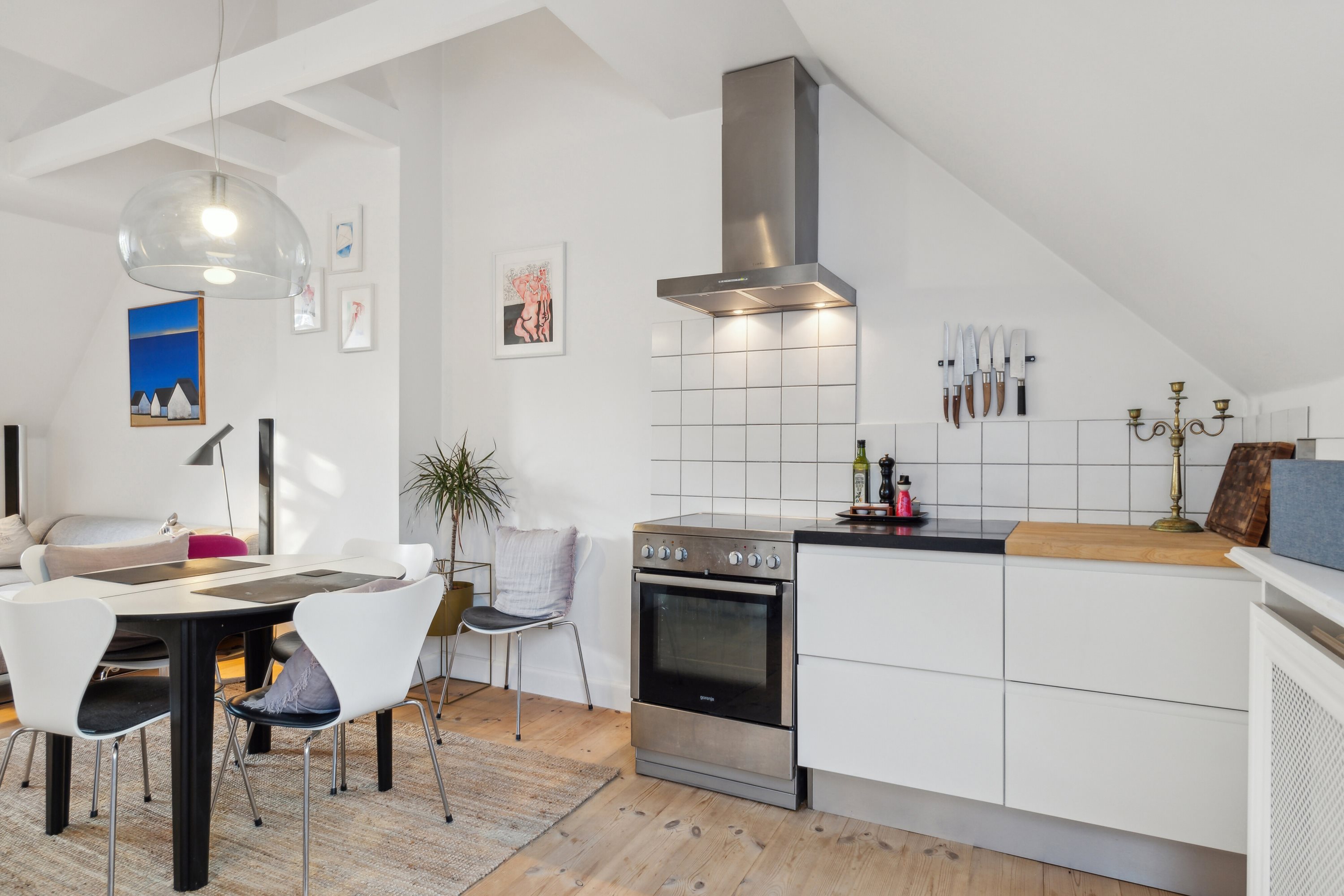 Fremhævet køkken billede i fuldskærmstilstand. Billede af Gammel Lundtoftevej 11, 2., 2800 Kongens Lyngby