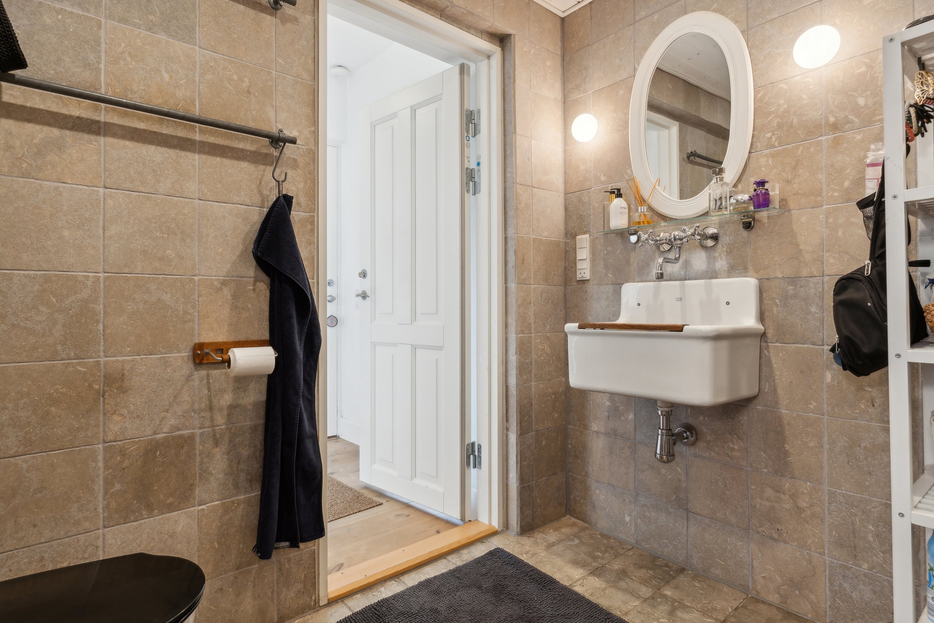 Fremhævet badeværelse billede i fuldskærmstilstand. Billede af Gammel Lundtoftevej 11, 2., 2800 Kongens Lyngby