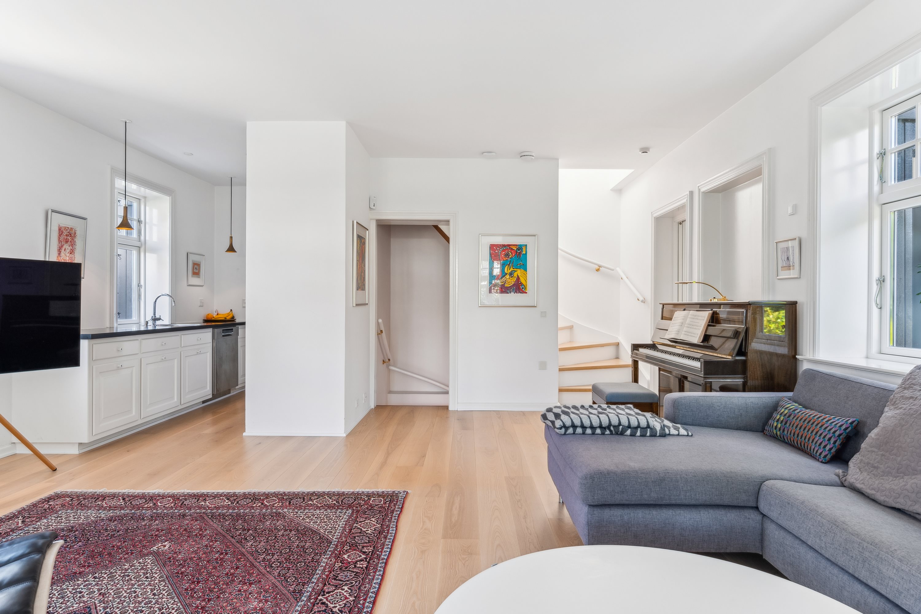 Fremhævet stue billede i fuldskærmstilstand. Billede af Skrænten 8, 8240 Risskov