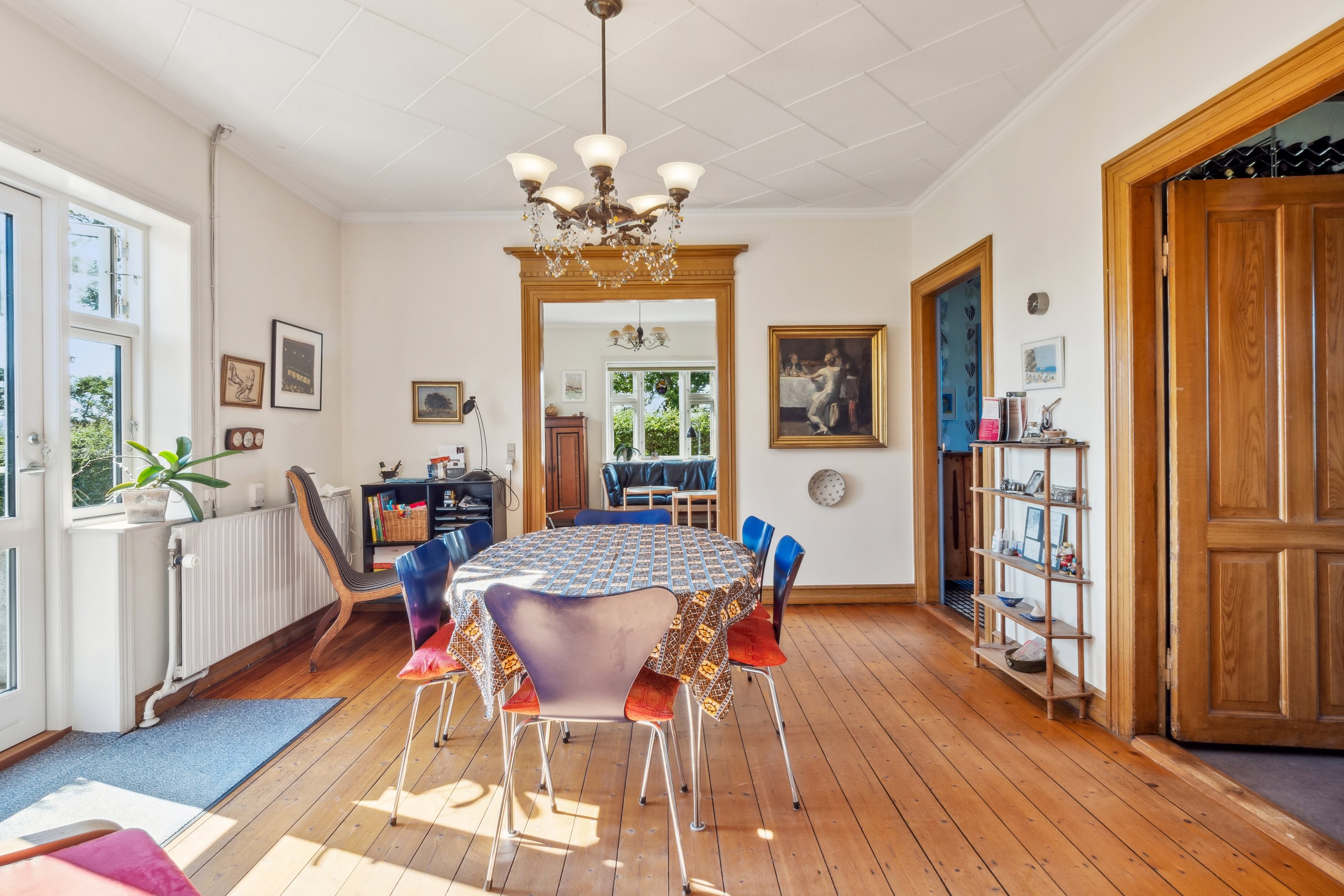 Fremhævet stue billede i fuldskærmstilstand. Billede af Ejerslevvej 32, V Hunderup, 7900 Nykøbing M