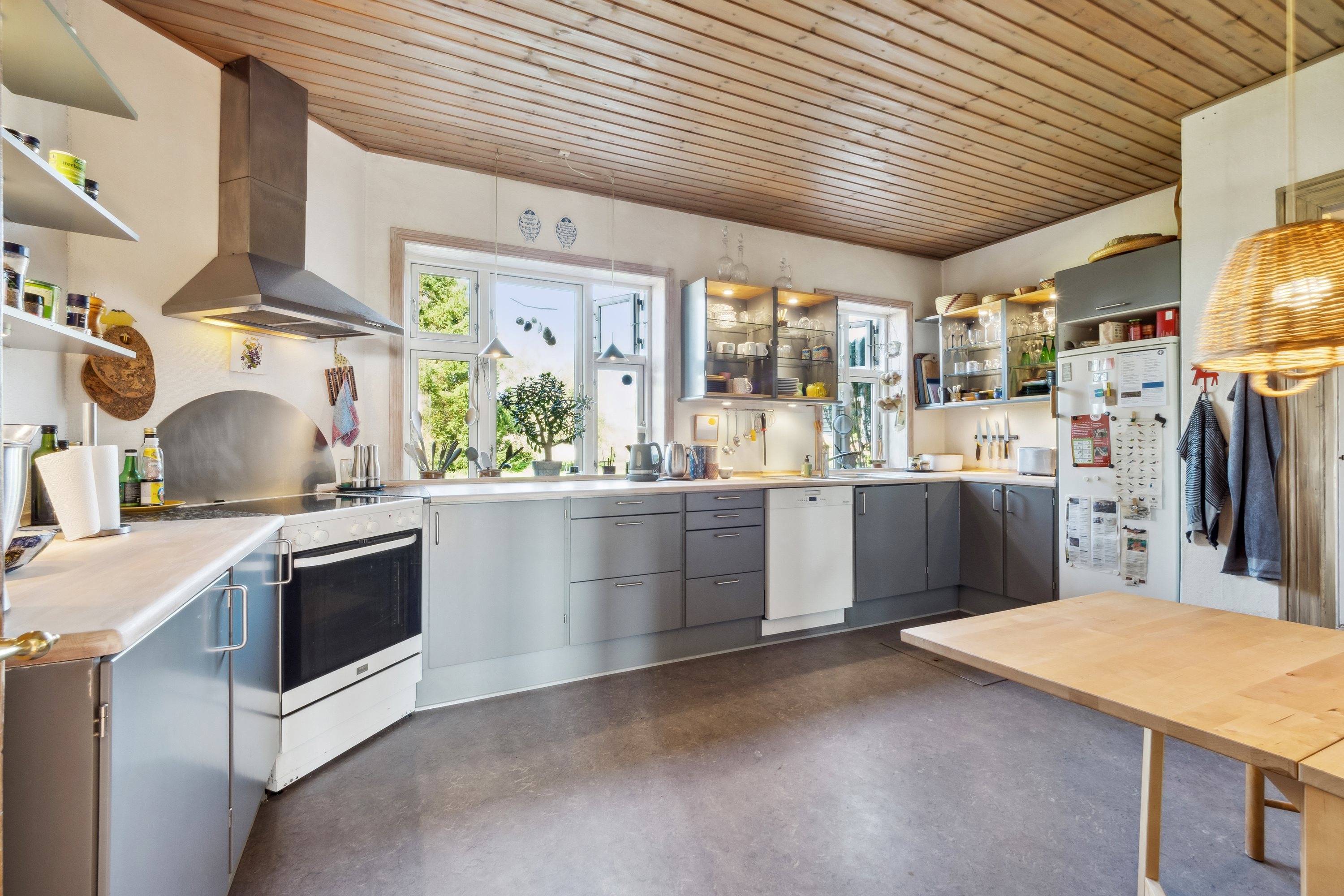 Fremhævet køkken billede i fuldskærmstilstand. Billede af Ejerslevvej 32, V Hunderup, 7900 Nykøbing M