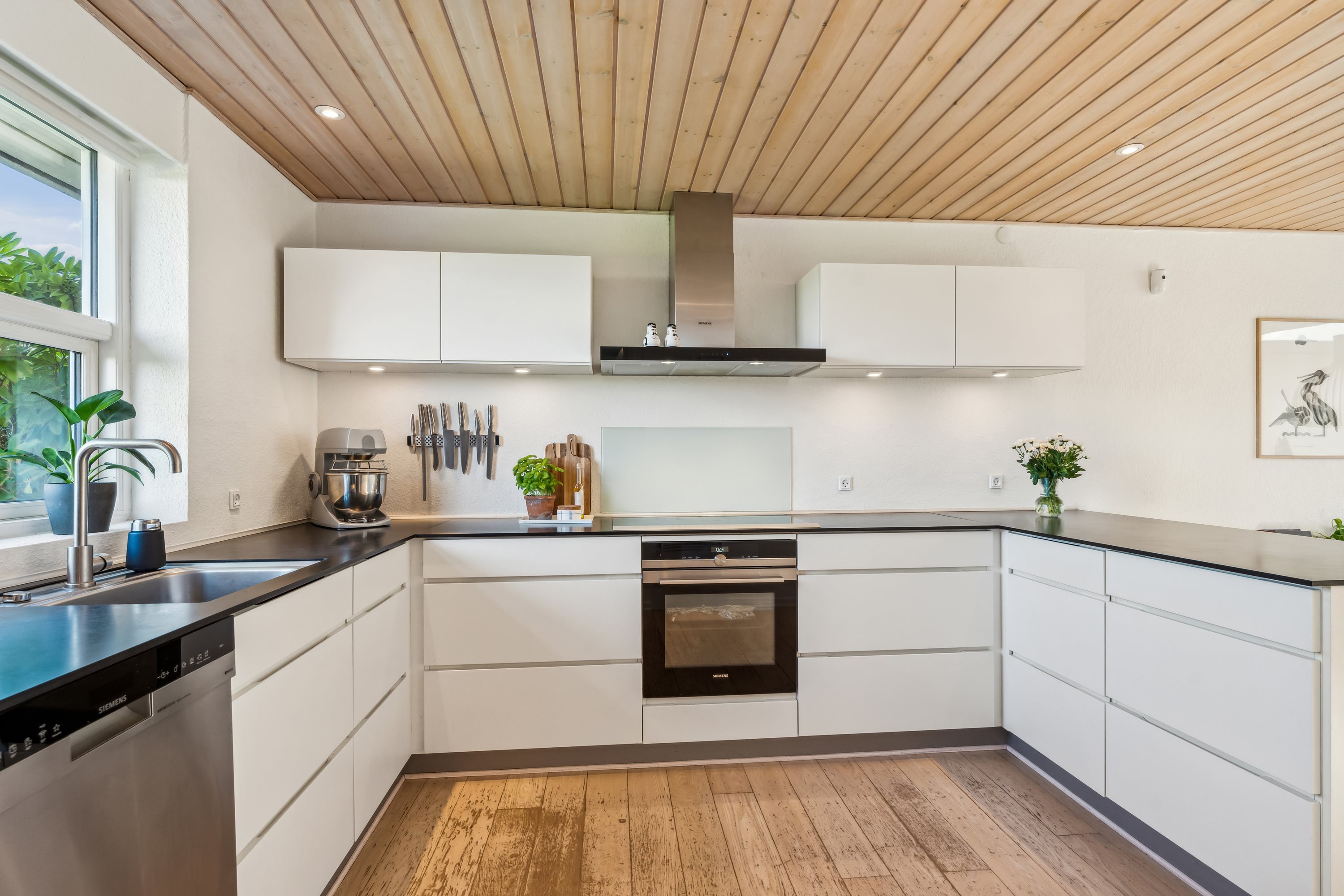 Fremhævet køkken billede i fuldskærmstilstand. Billede af Demstrupvej 47, Dronningborg, 8930 Randers NØ