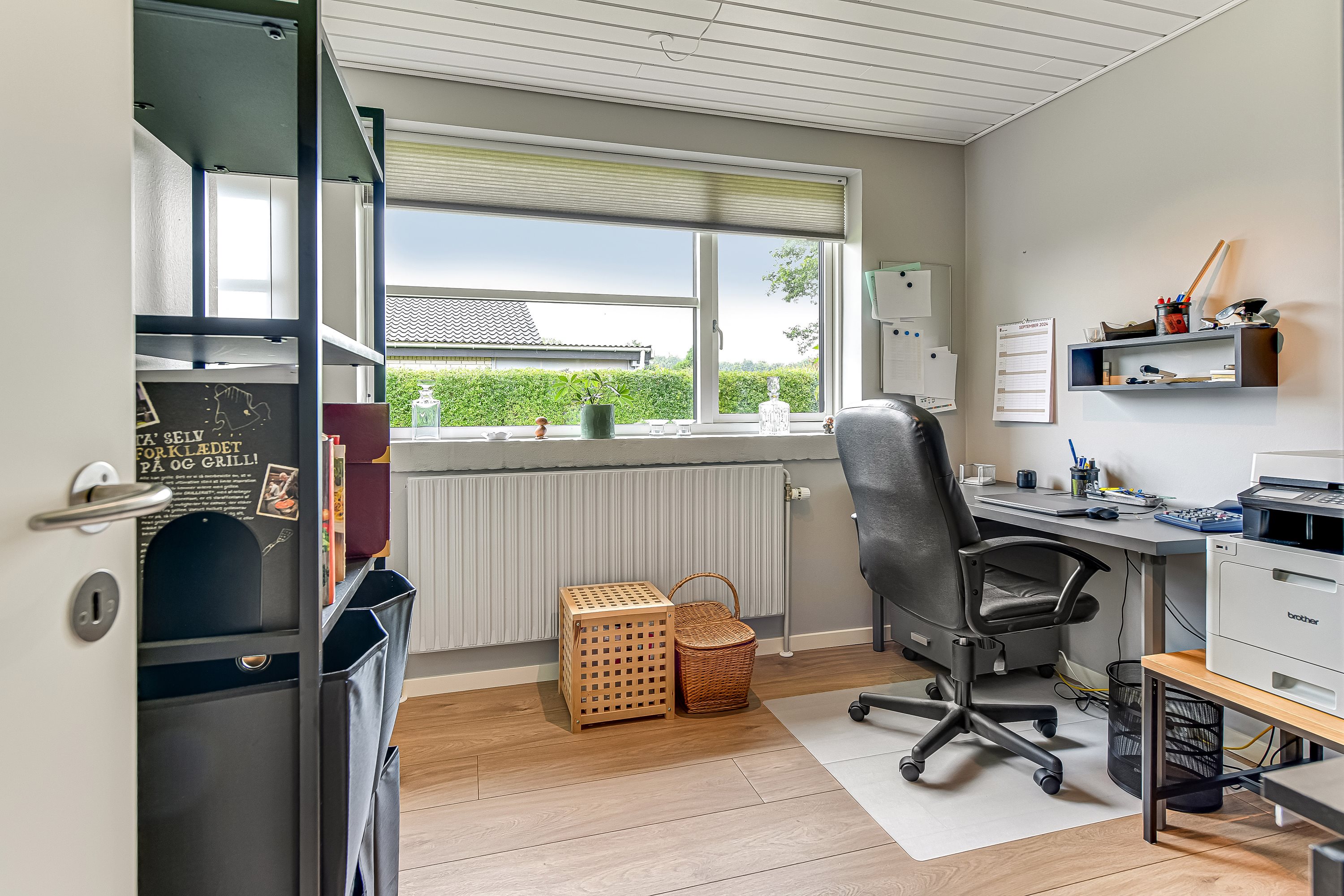 Fremhævet værelse billede i fuldskærmstilstand. Billede af Kærvej 225, 7190 Billund