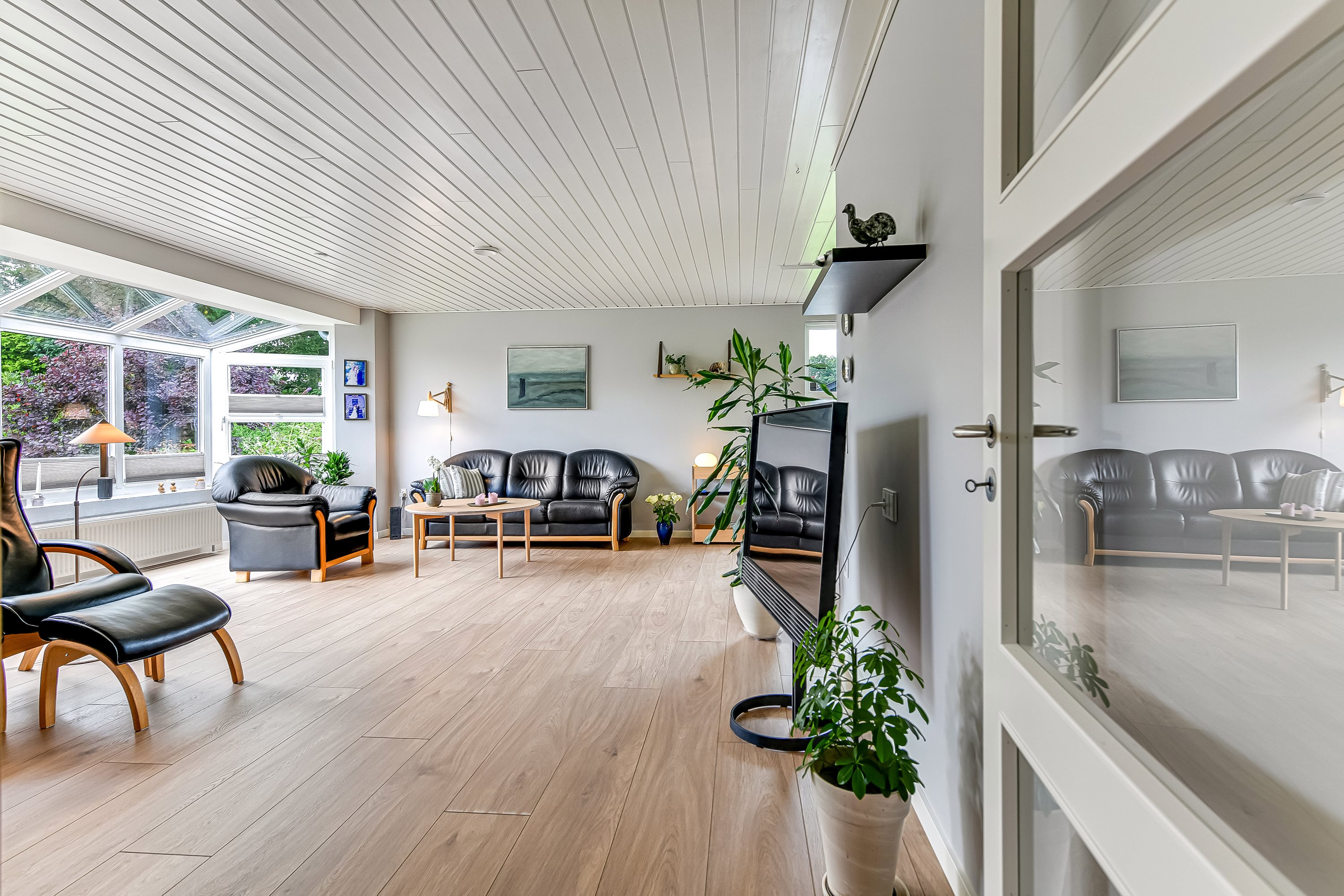 Fremhævet stue billede i fuldskærmstilstand. Billede af Kærvej 225, 7190 Billund