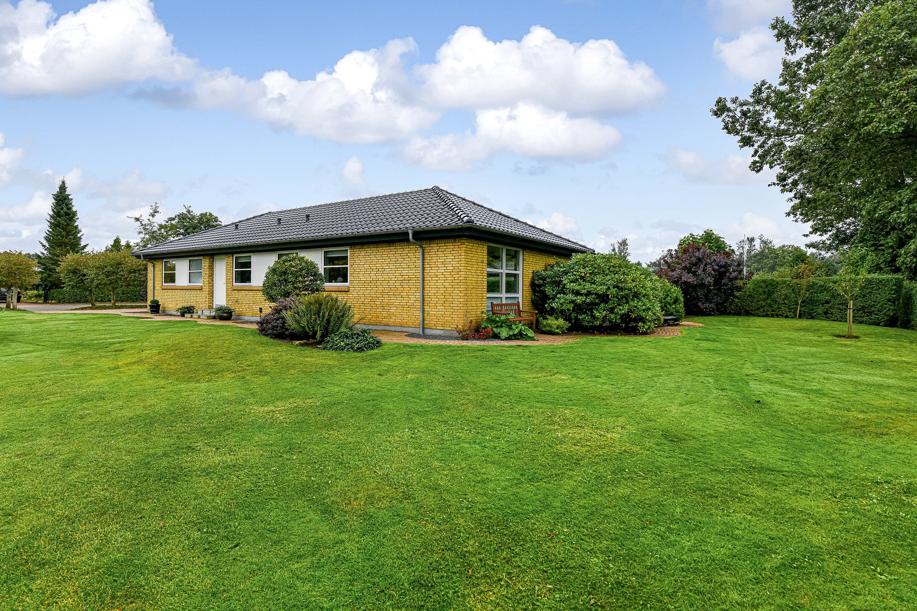 Fremhævet ejendommen billede i fuldskærmstilstand. Billede af Kærvej 225, 7190 Billund