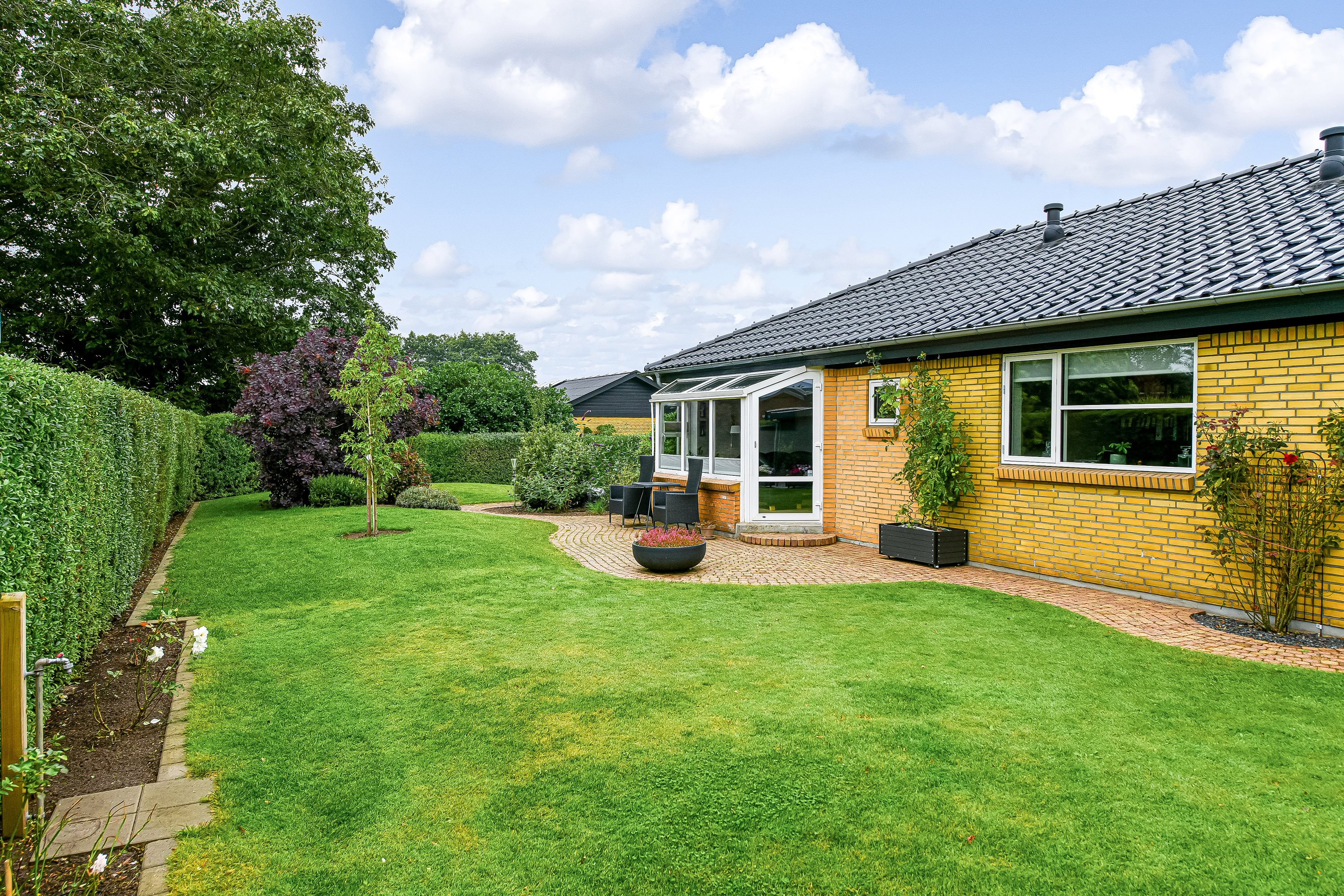 Fremhævet have billede i fuldskærmstilstand. Billede af Kærvej 225, 7190 Billund