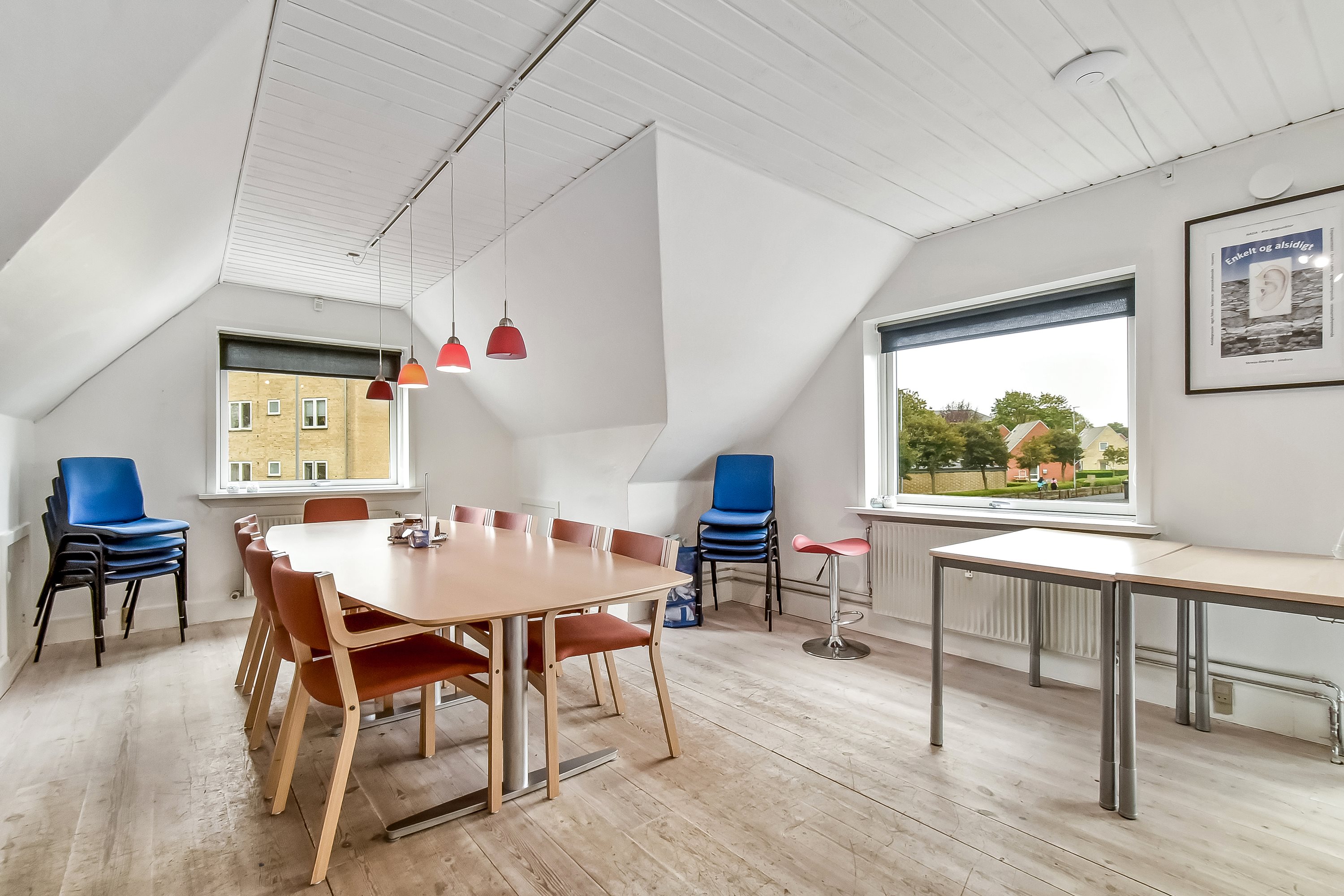 Fremhævet stue billede i fuldskærmstilstand. Billede af Fruehøjvej 33, 7400 Herning