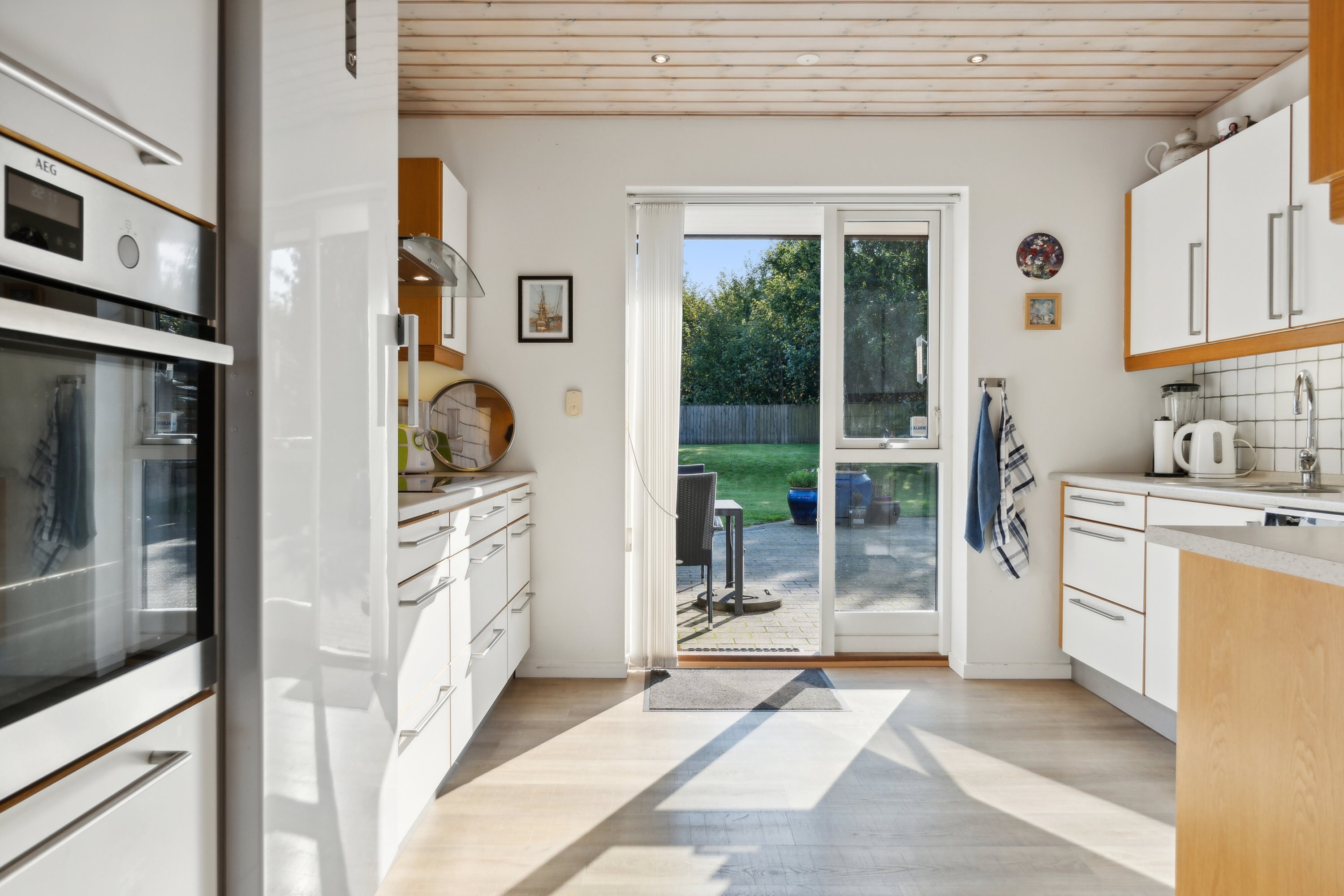 Fremhævet køkken billede i fuldskærmstilstand. Billede af Teglgårdshaven 14, 9870 Sindal