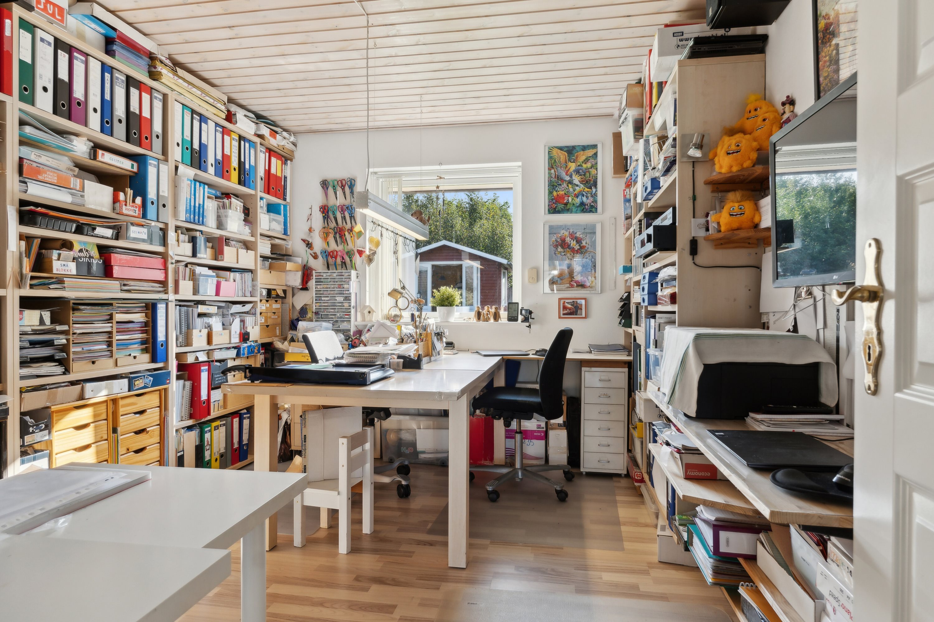 Fremhævet arbejdsværelse billede i fuldskærmstilstand. Billede af Teglgårdshaven 14, 9870 Sindal