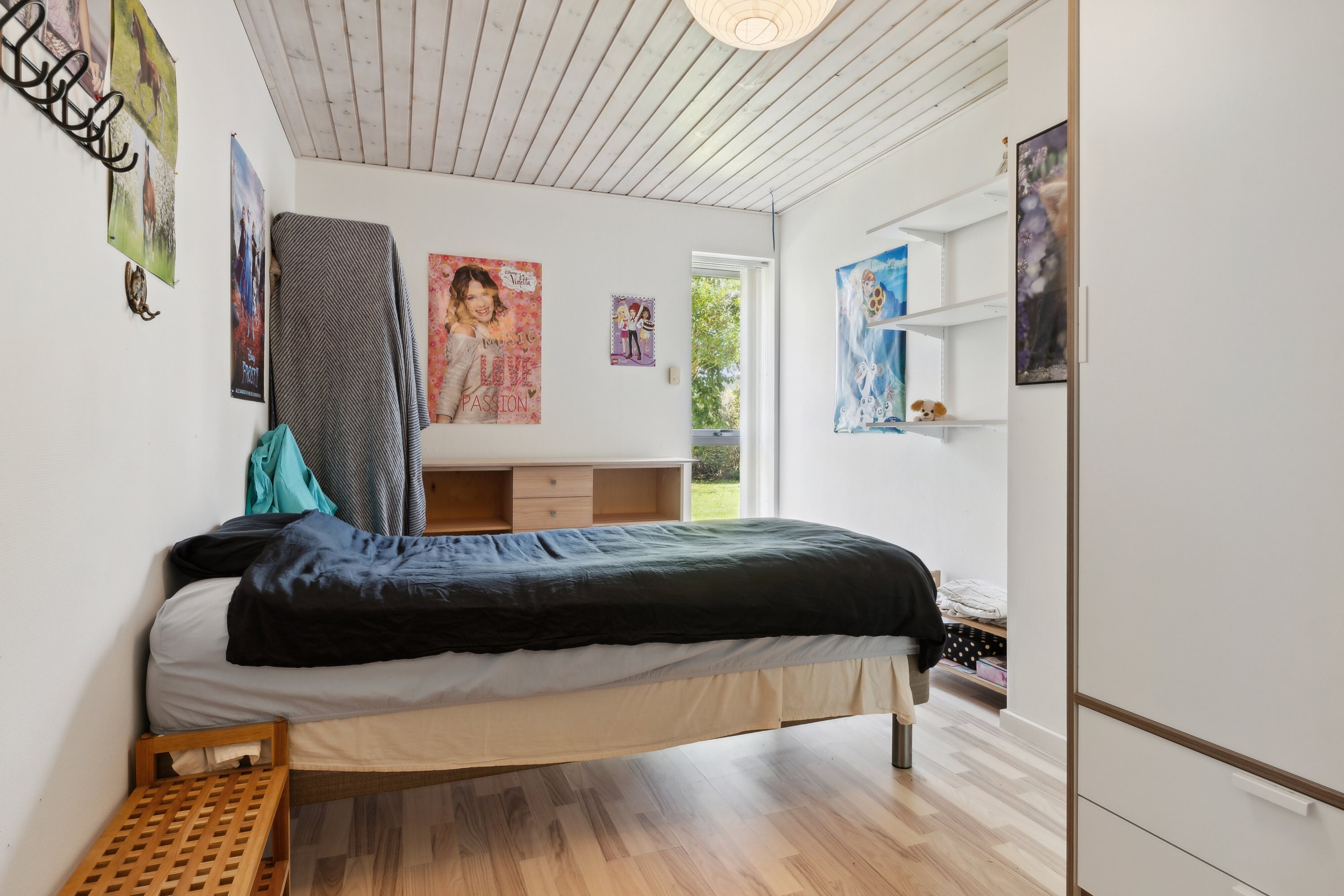 Fremhævet soveværelse billede i fuldskærmstilstand. Billede af Teglgårdshaven 14, 9870 Sindal