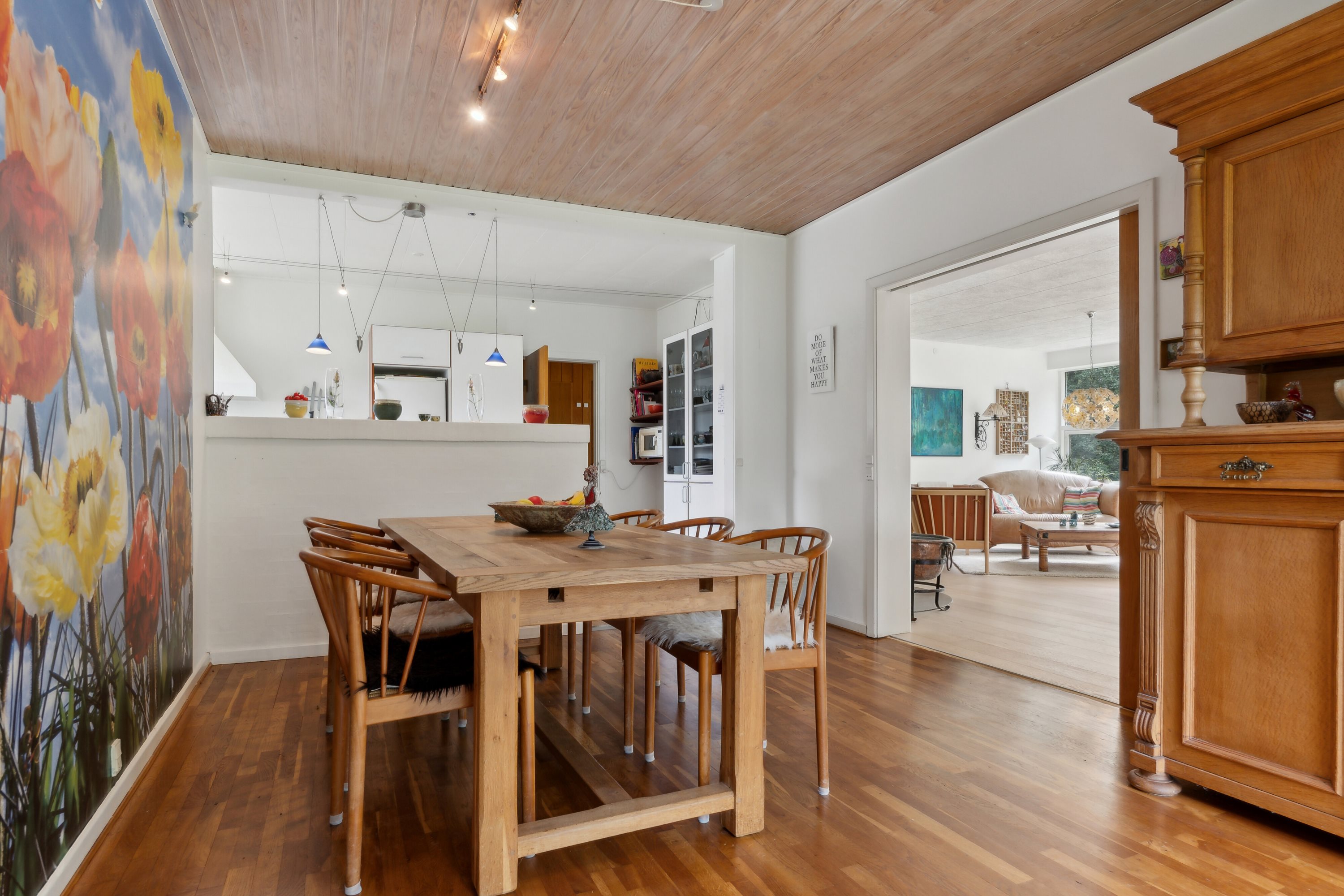 Fremhævet spisestue billede i fuldskærmstilstand. Billede af Sankelmarksvej 21, 8600 Silkeborg