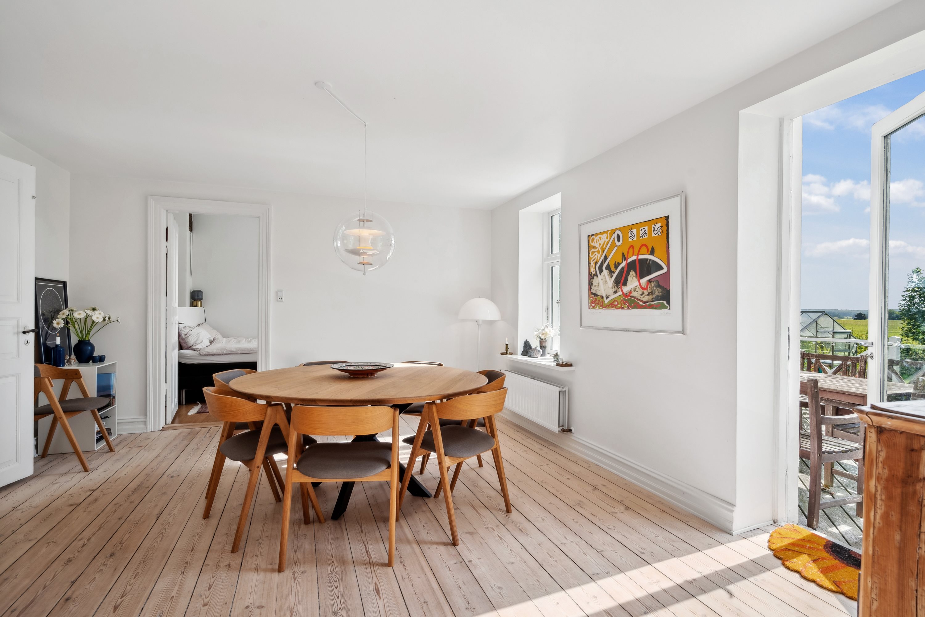 Fremhævet spisestue billede i fuldskærmstilstand. Billede af Birkehøjvej 5, Attrup, 8444 Balle